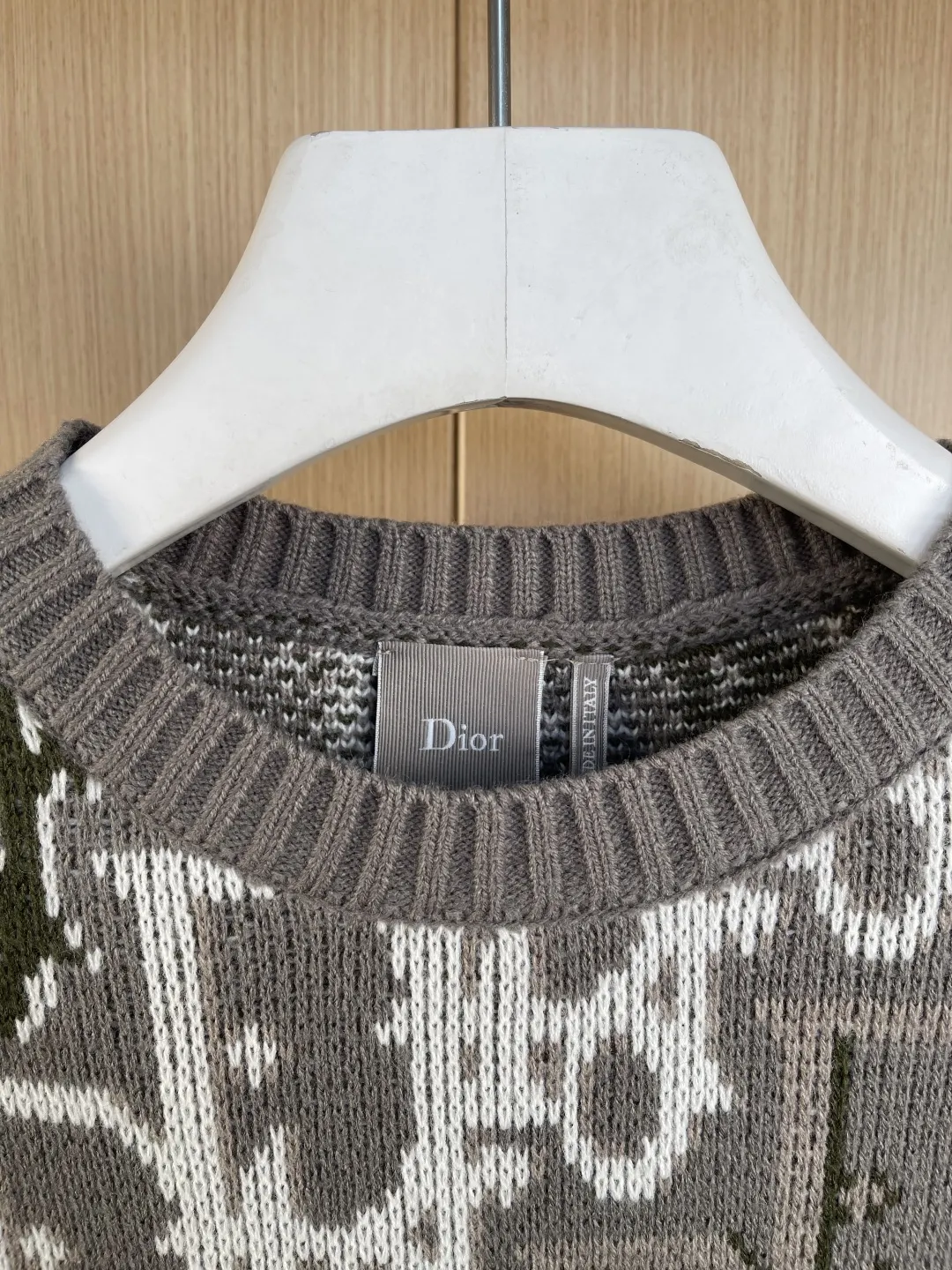 Oblique Jacquard Crew-Neck Sweater D31519237 — view 2