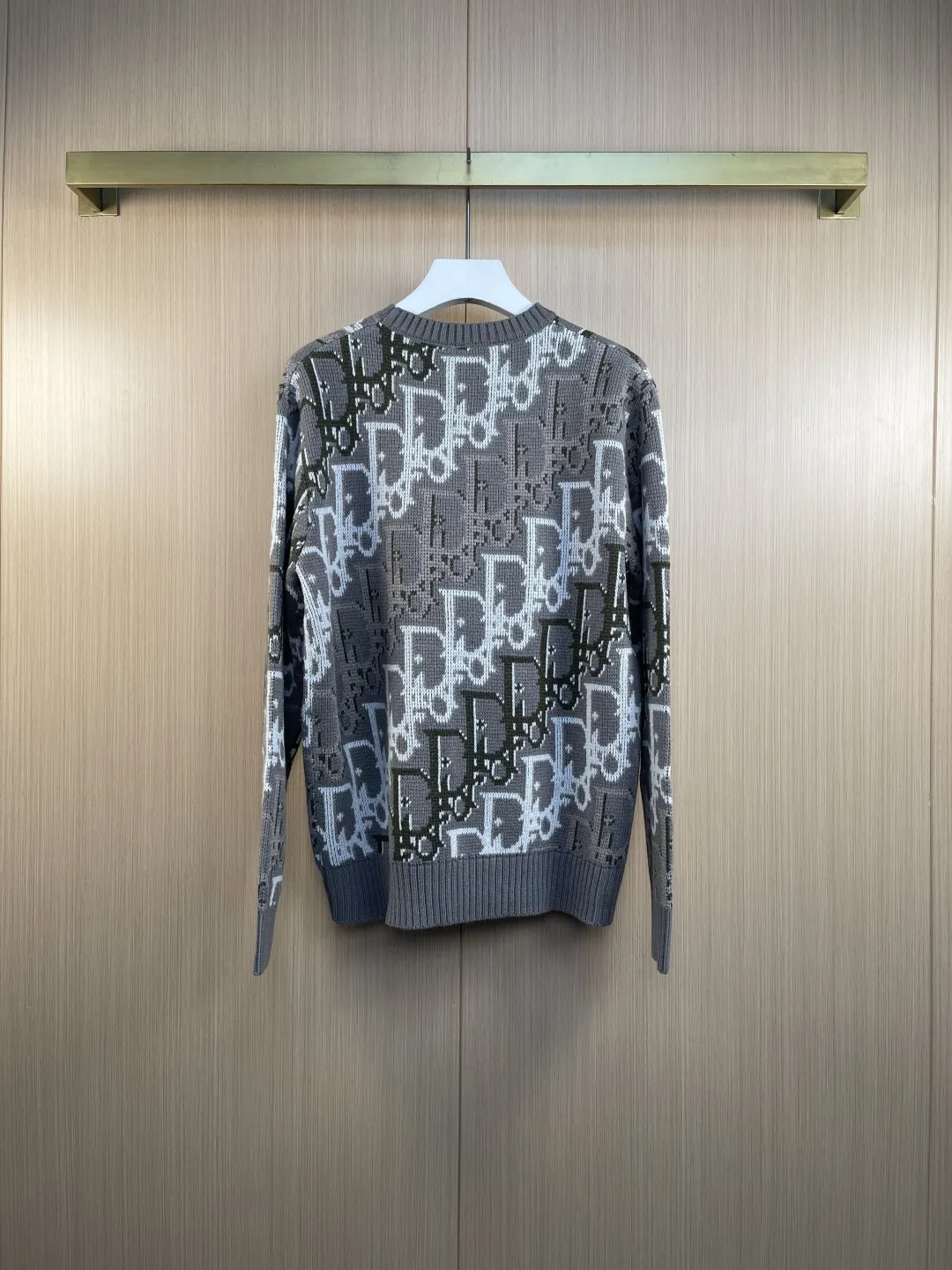 Oblique Jacquard Crew-Neck Sweater D31519237 — view 7