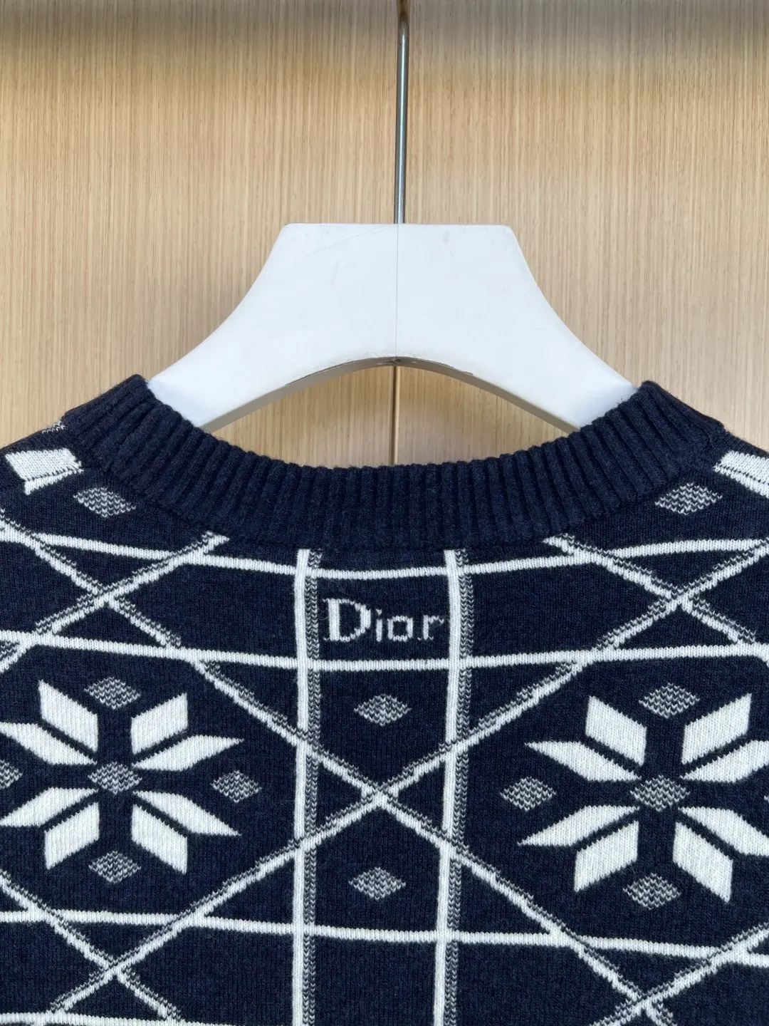 Dior Ski Capsule Floral Diamond Jacquard Sweater D31519235 — view 8