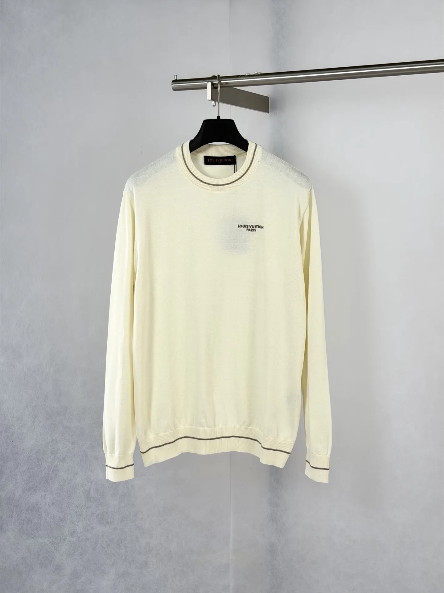 Logo Embroidered Tipped Crew-Neck Sweater D31520668