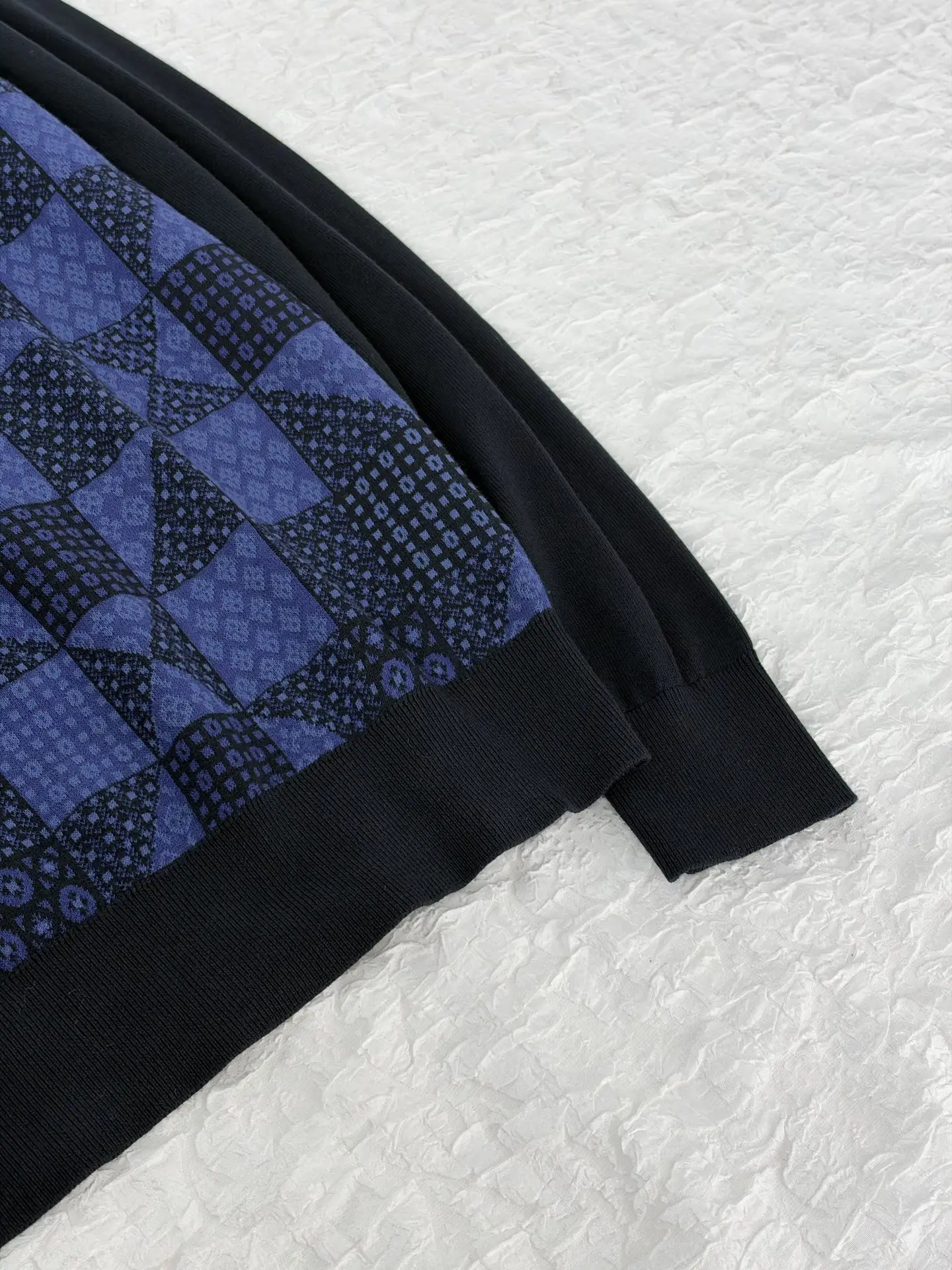 Damier Jacquard Knit Long-Sleeved Polo Shirt D31519179 — view 6