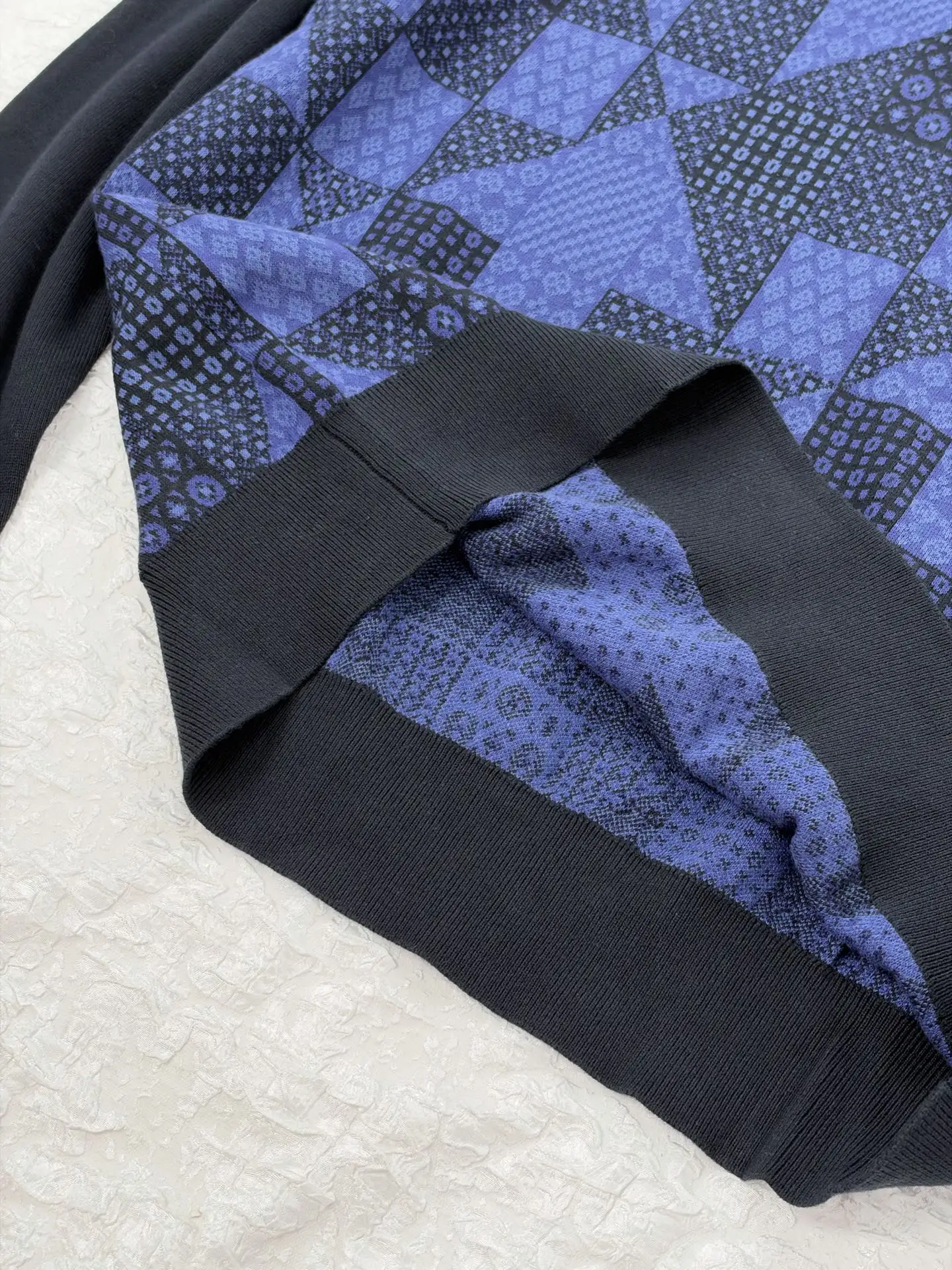 Damier Jacquard Knit Long-Sleeved Polo Shirt D31519179 — view 8