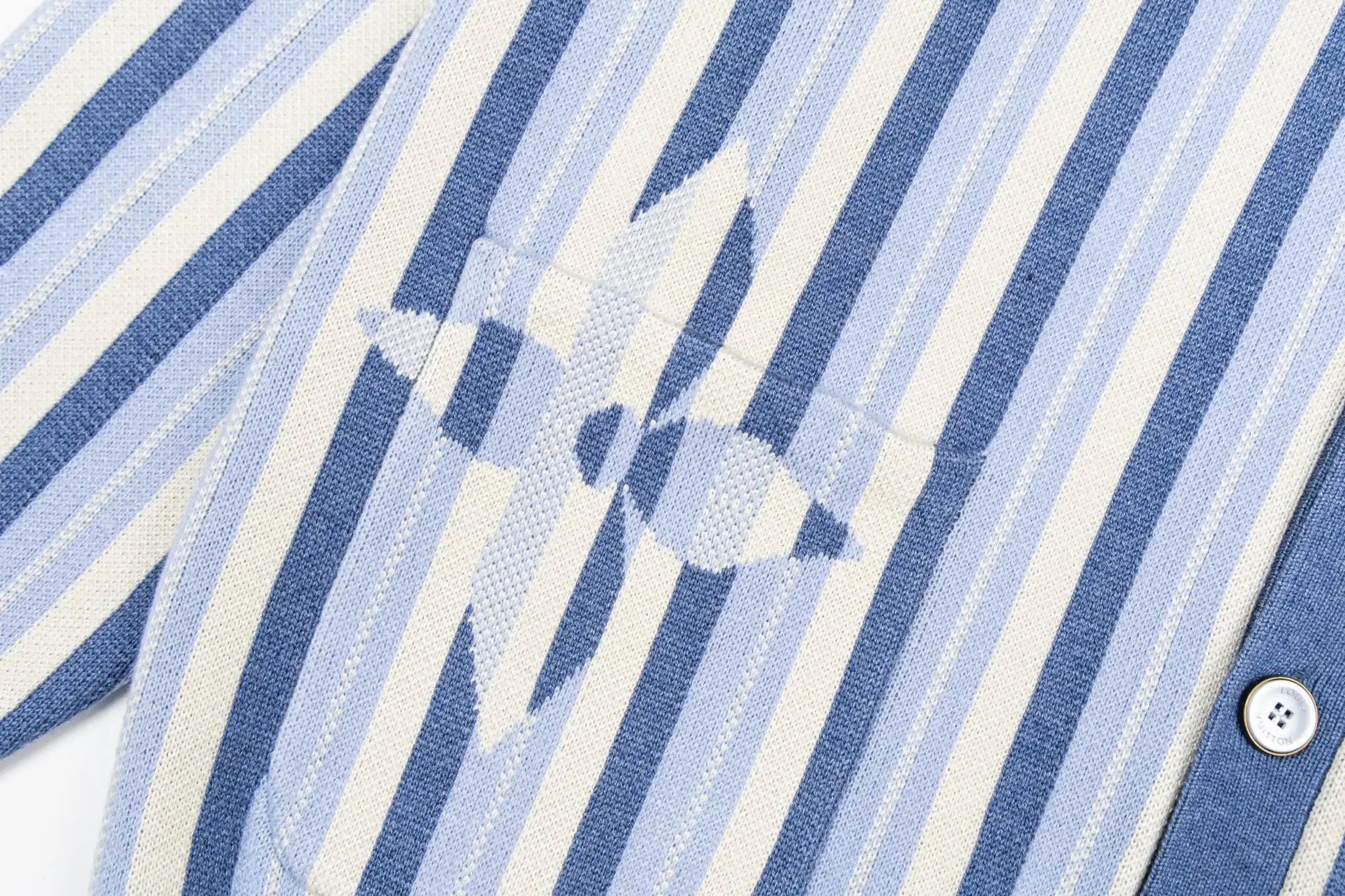 Striped Jacquard Wool-Blend Cardigan D31513786 — view 6