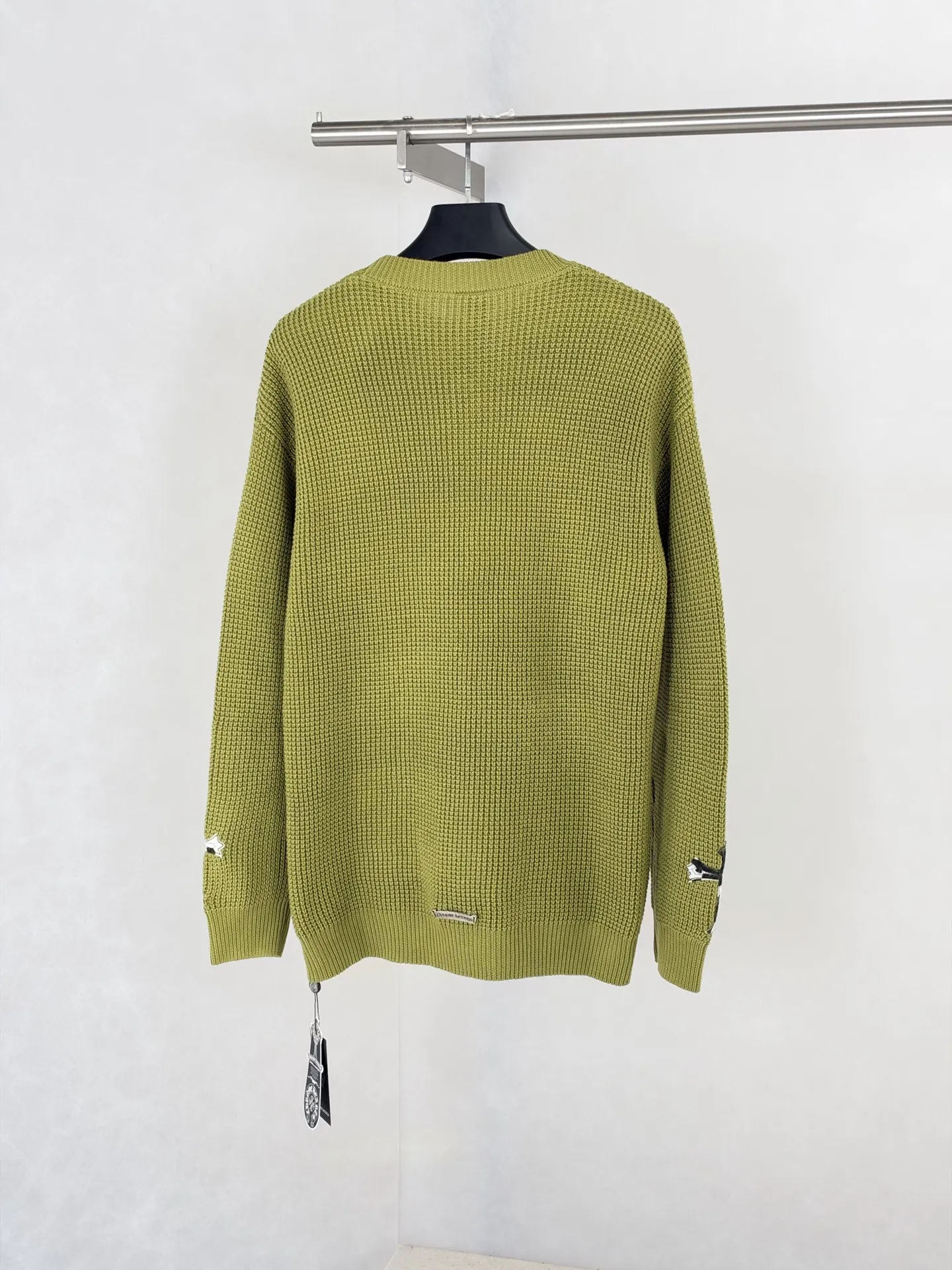 Waffle-Knit Cross Patch Crew-Neck Sweater D31519181 — view 2