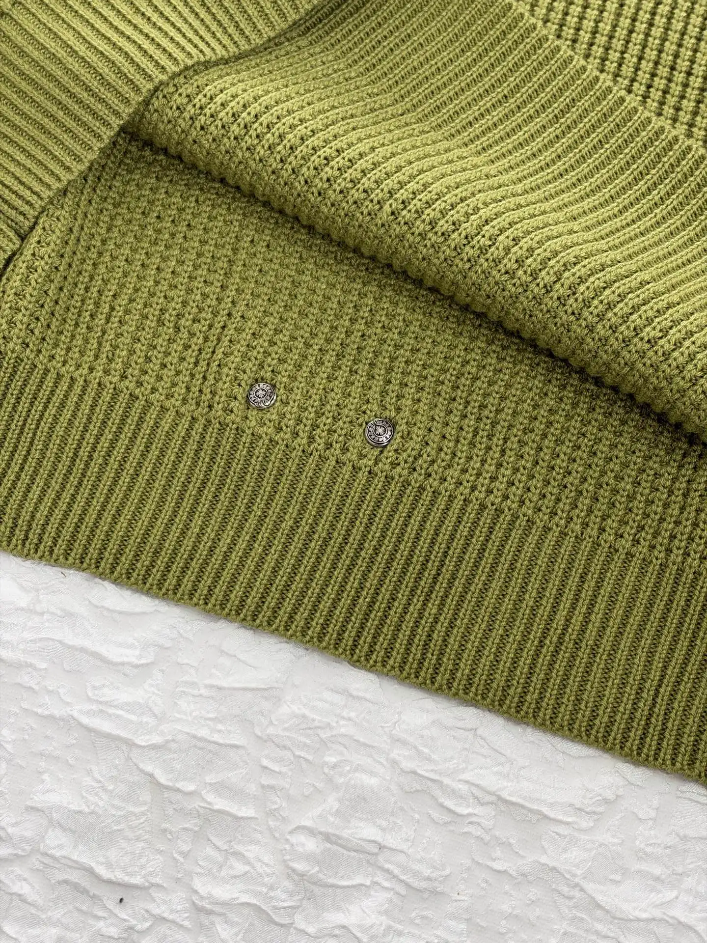 Waffle-Knit Cross Patch Crew-Neck Sweater D31519181 — view 5