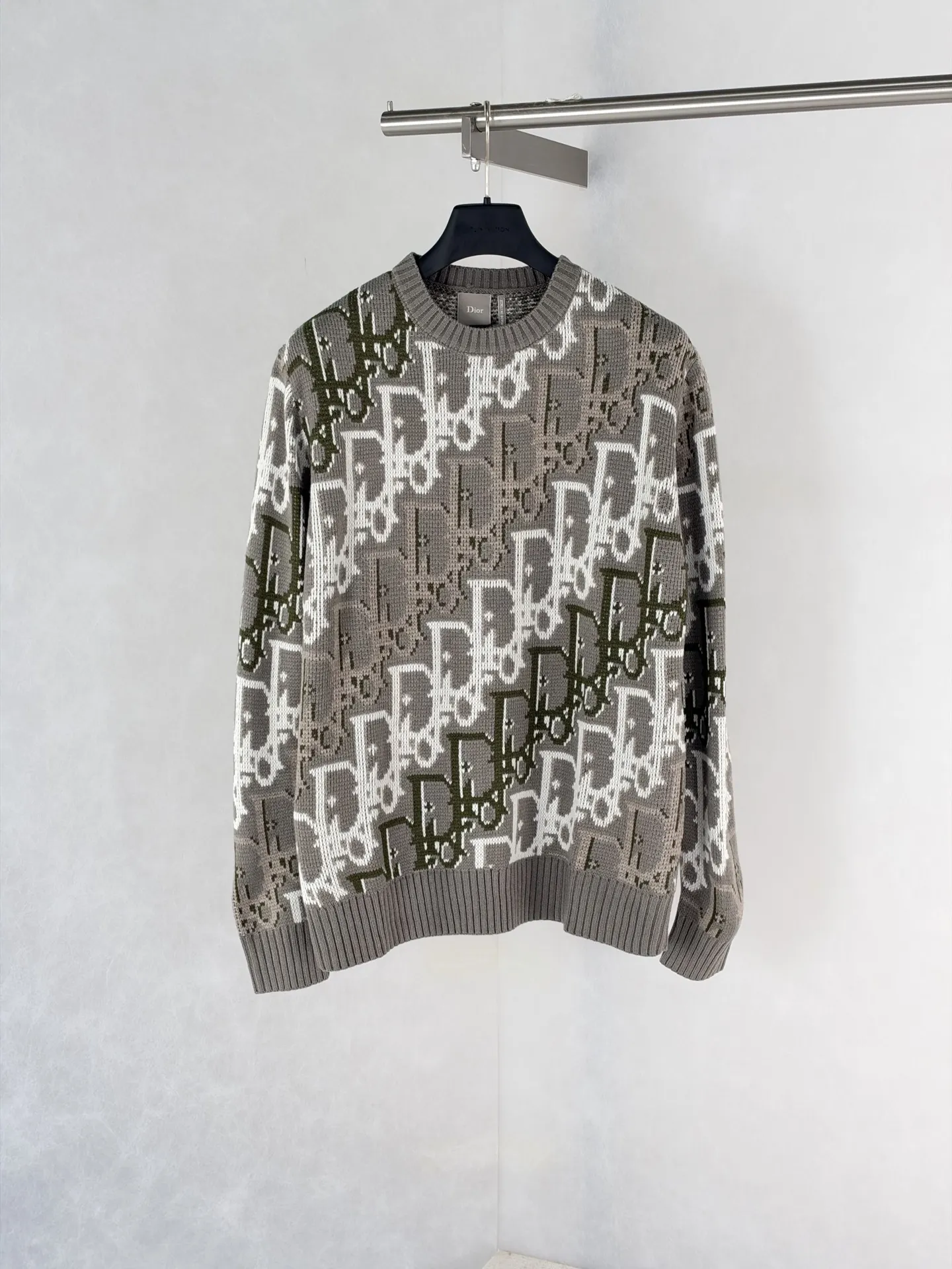 Oblique Jacquard Crew-Neck Sweater D31519180