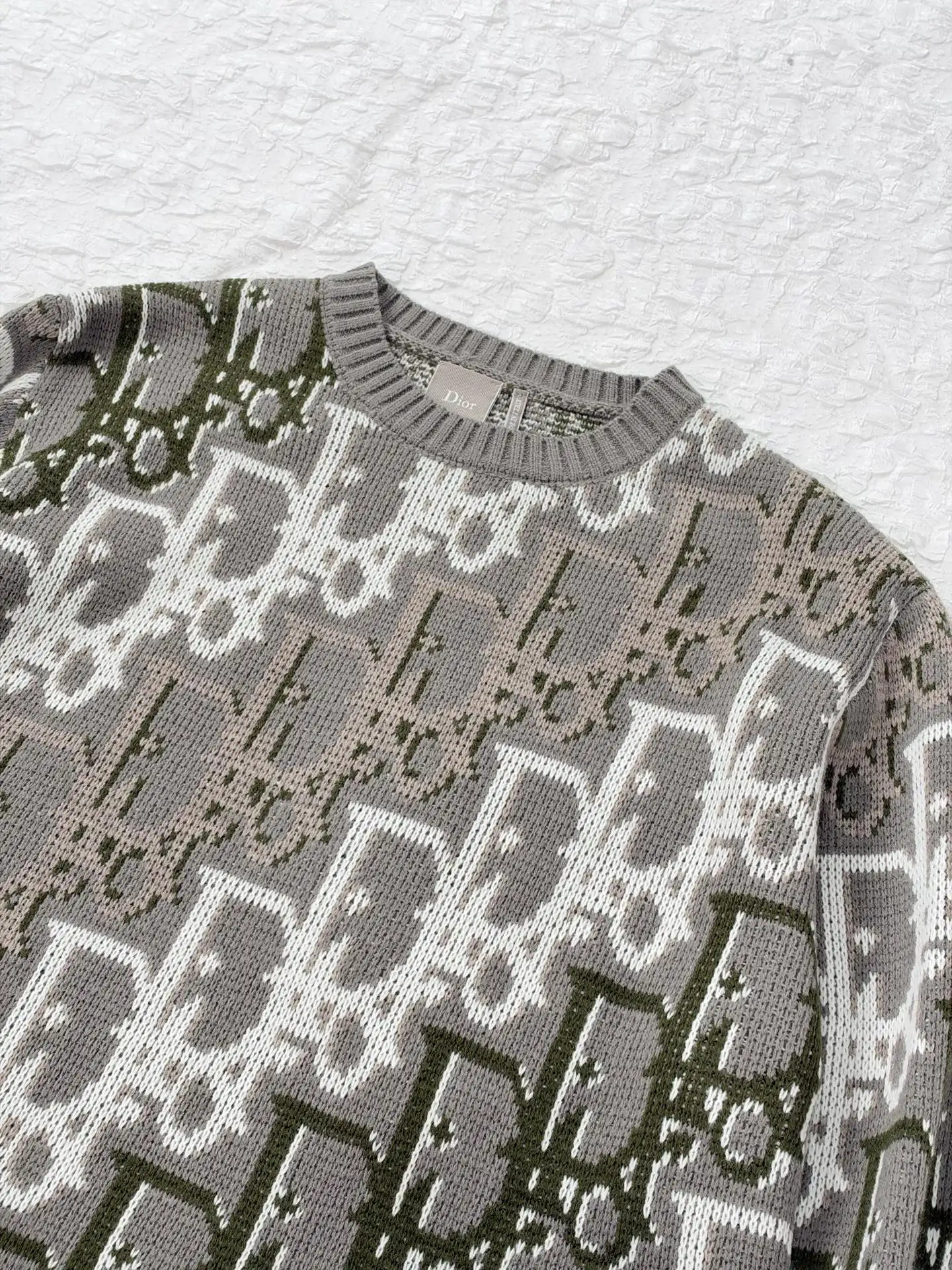 Oblique Jacquard Crew-Neck Sweater D31519180 — view 4