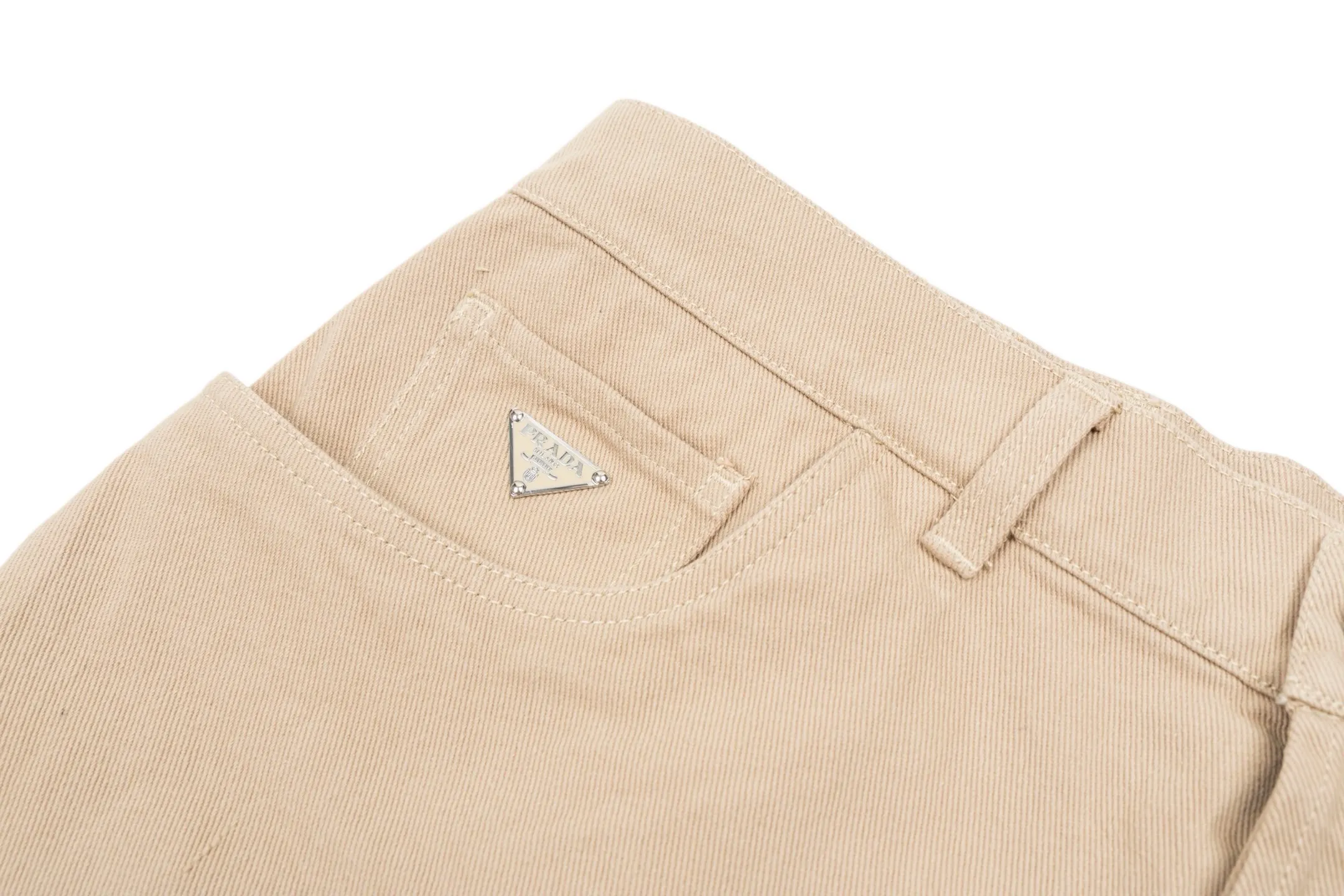 Logo-Badge Straight-Leg Denim Shorts D31521144 — view 6