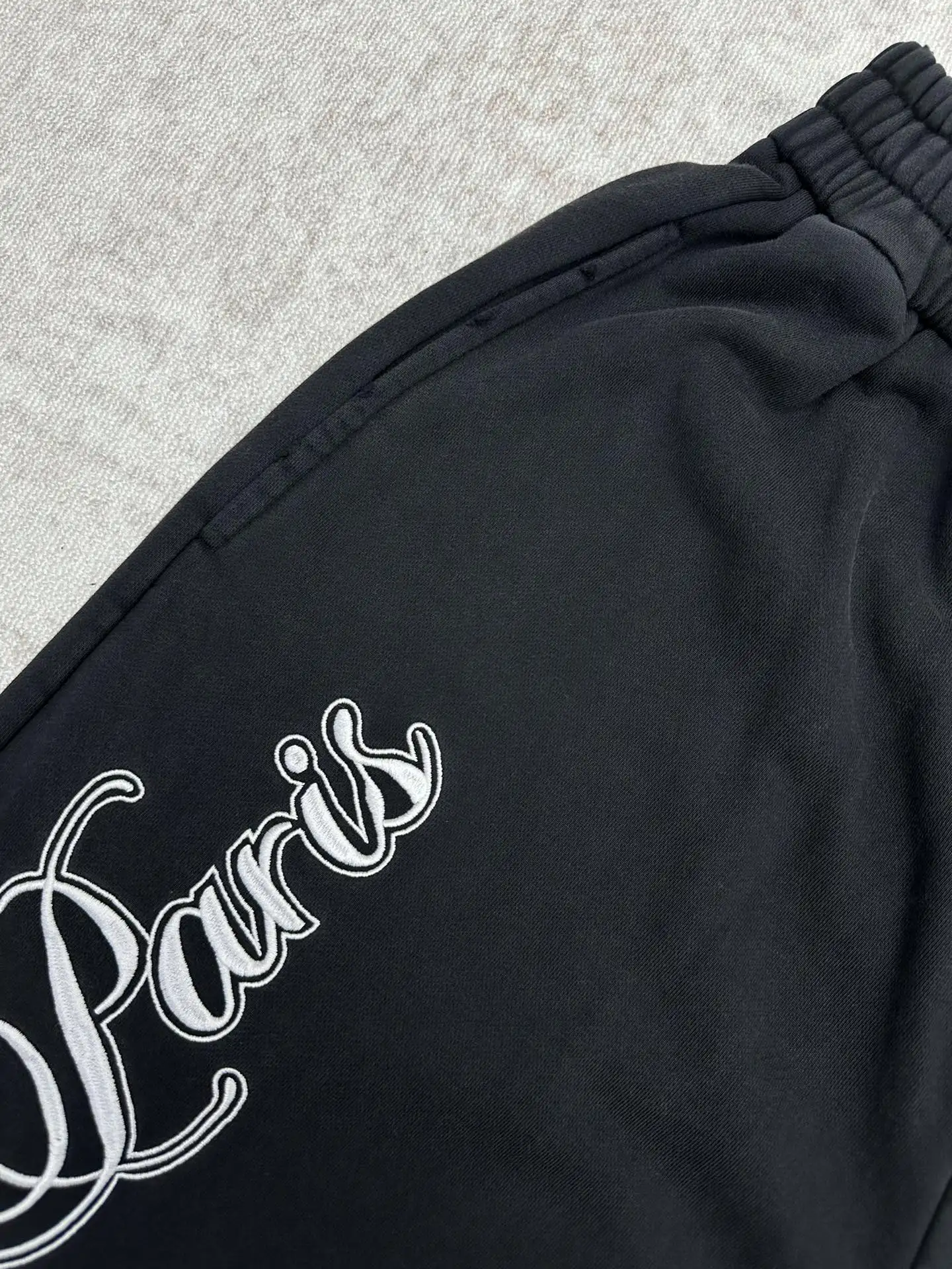 Cursive Logo Embroidered Baggy Sweatpants D32013968 — view 7