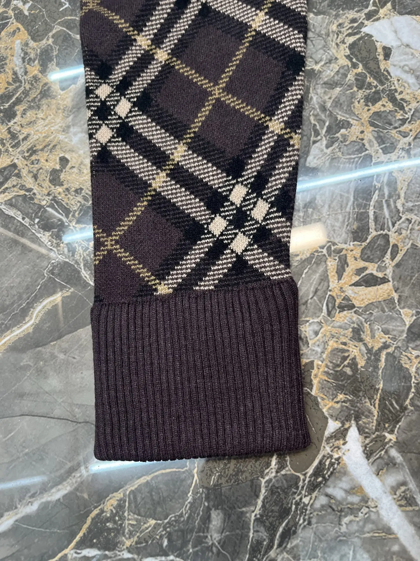 Check Jacquard Wool and Cashmere-Blend Cardigan D32019125 — view 7