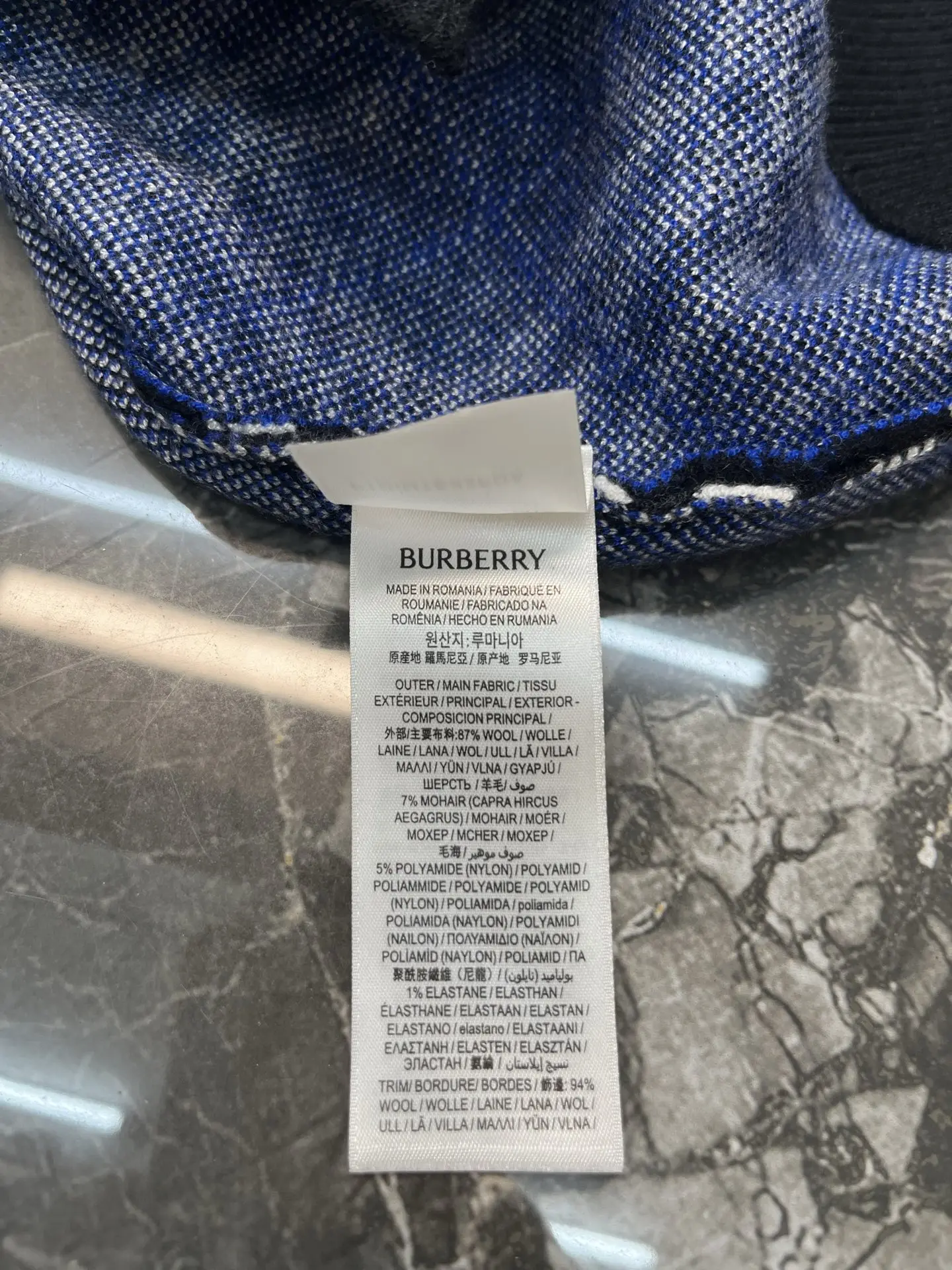 Check Jacquard Wool-Cashmere Knit Bomber Jacket D32019124 — view 9