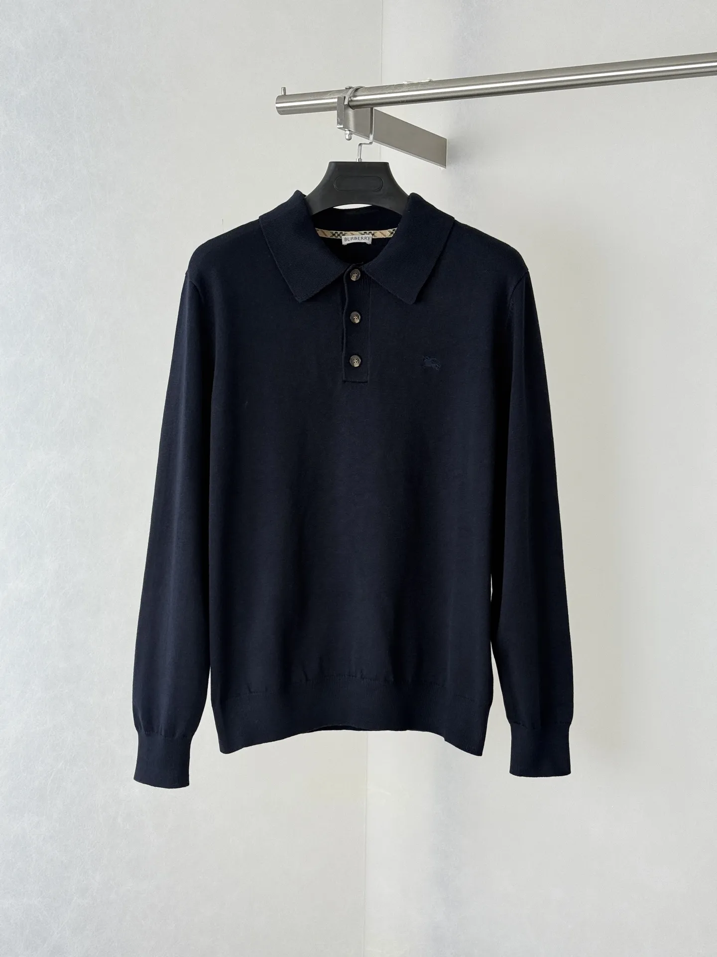 Embroidered Logo Long-Sleeve Knit Polo Shirt D32520706