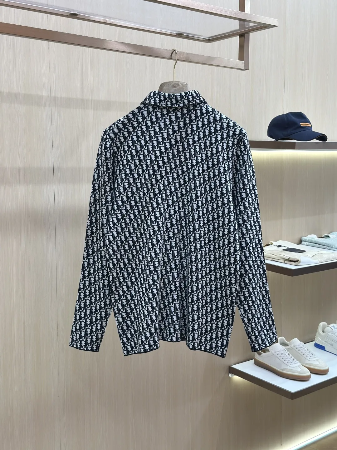 Oblique Jacquard Wool-Blend Knit Shirt D32519140 — view 2