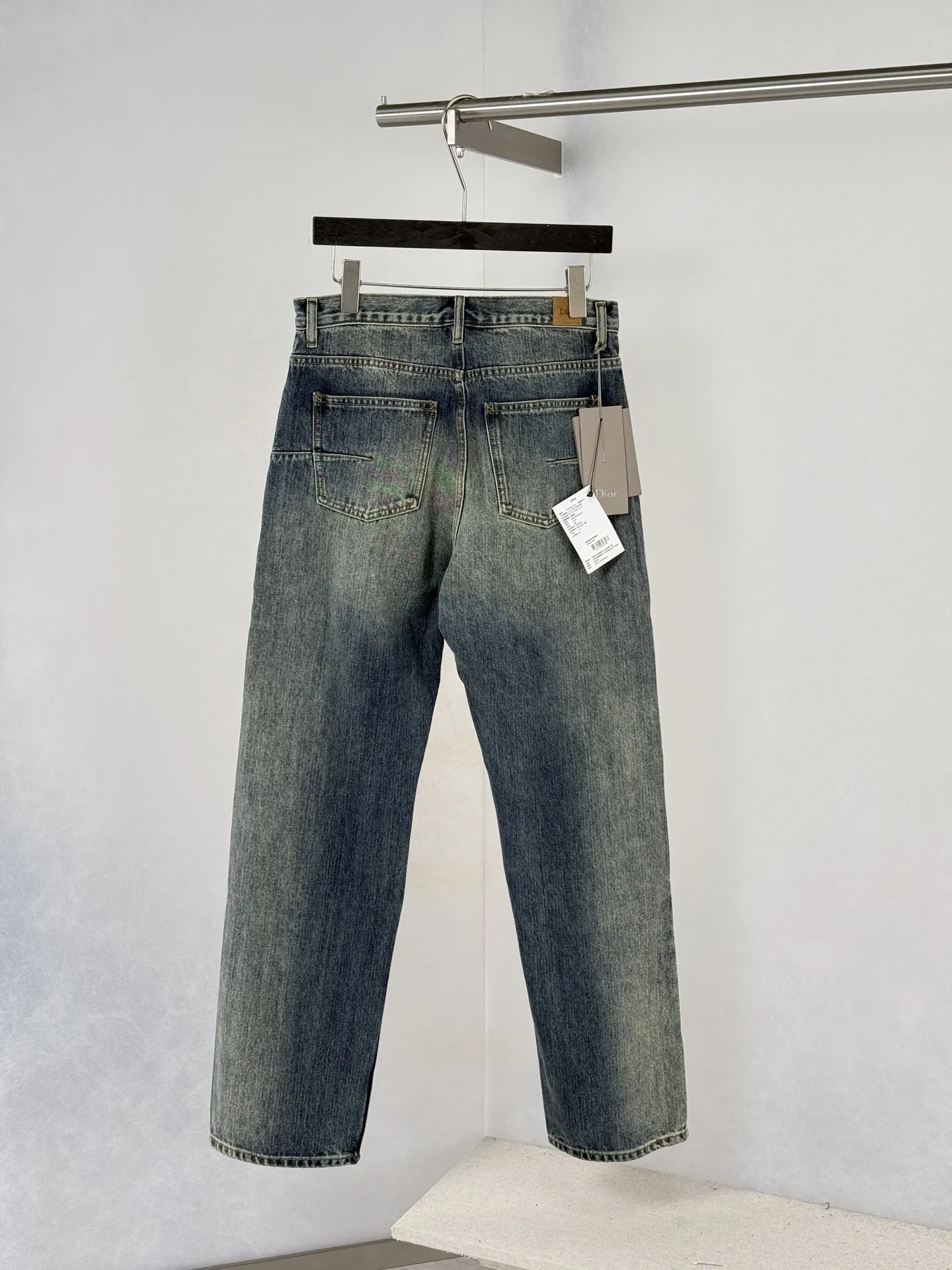 Patchwork Washed Wide-Leg Jeans D32520725 — view 2