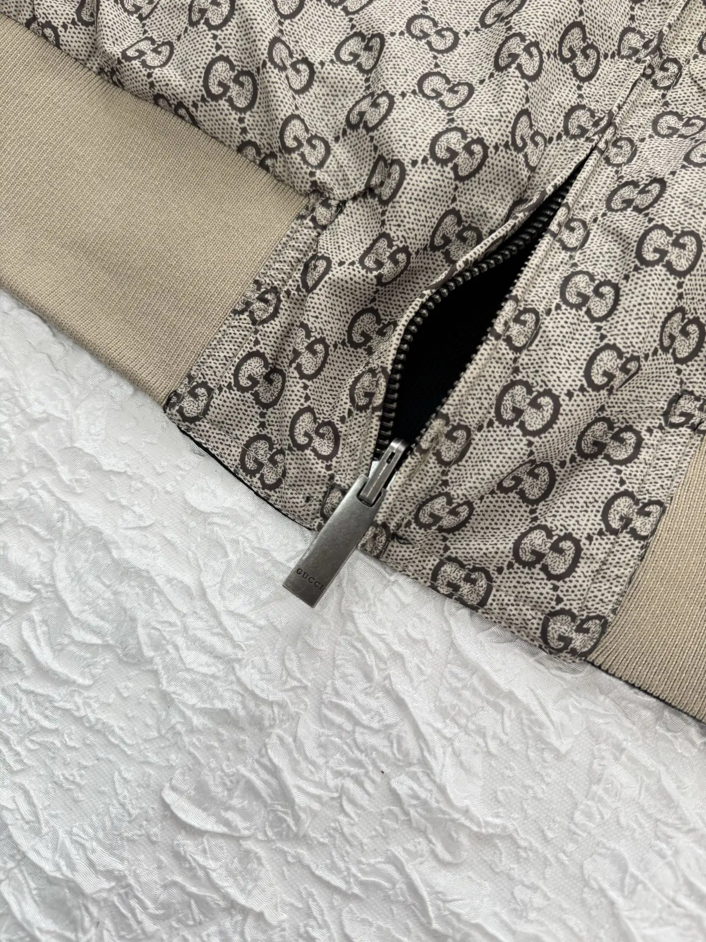Reversible GG Monogram Hooded Jacket D32519196 — view 17