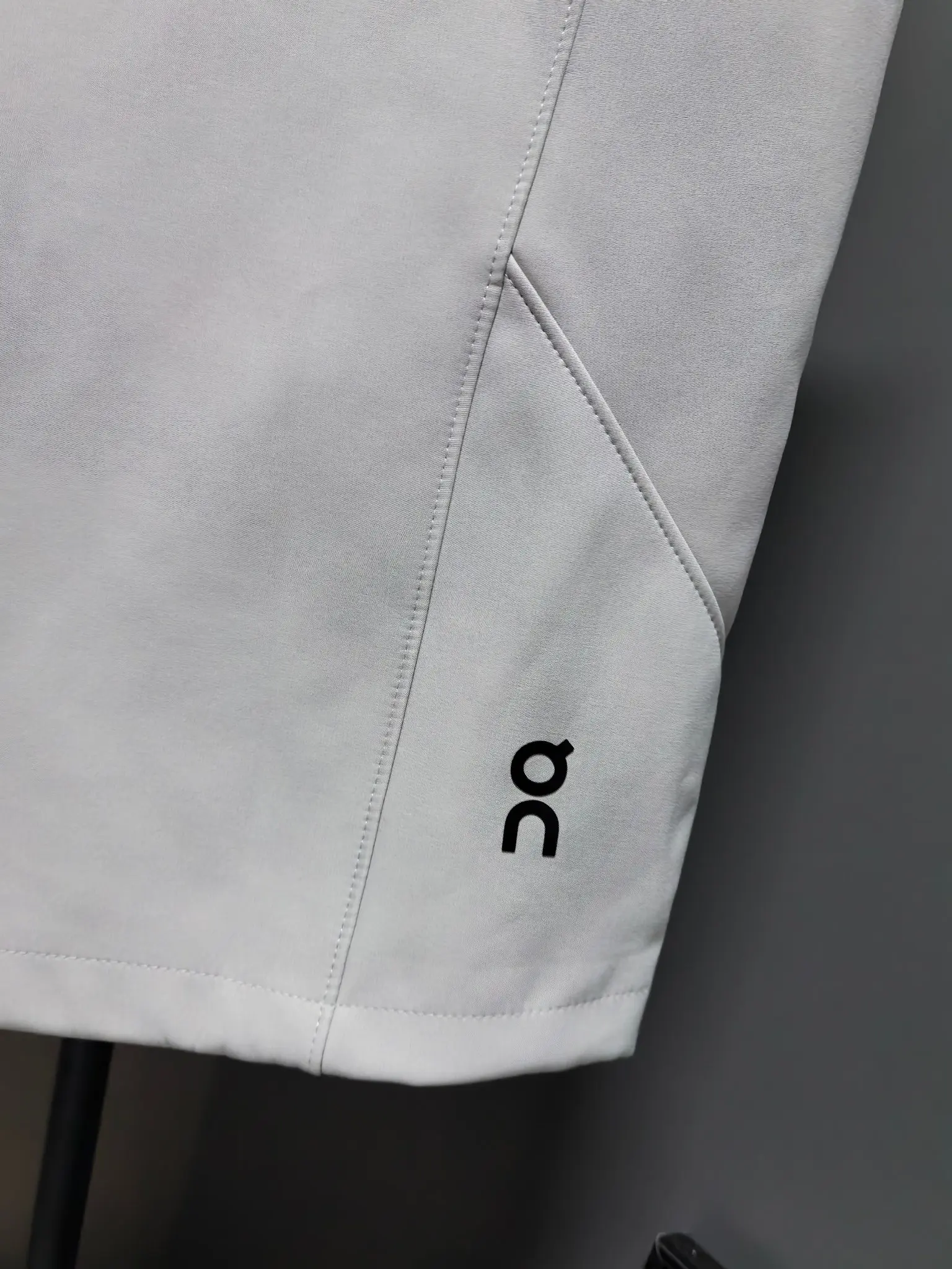 On Running Logo-Print Technical Gilet D33020824 — view 7