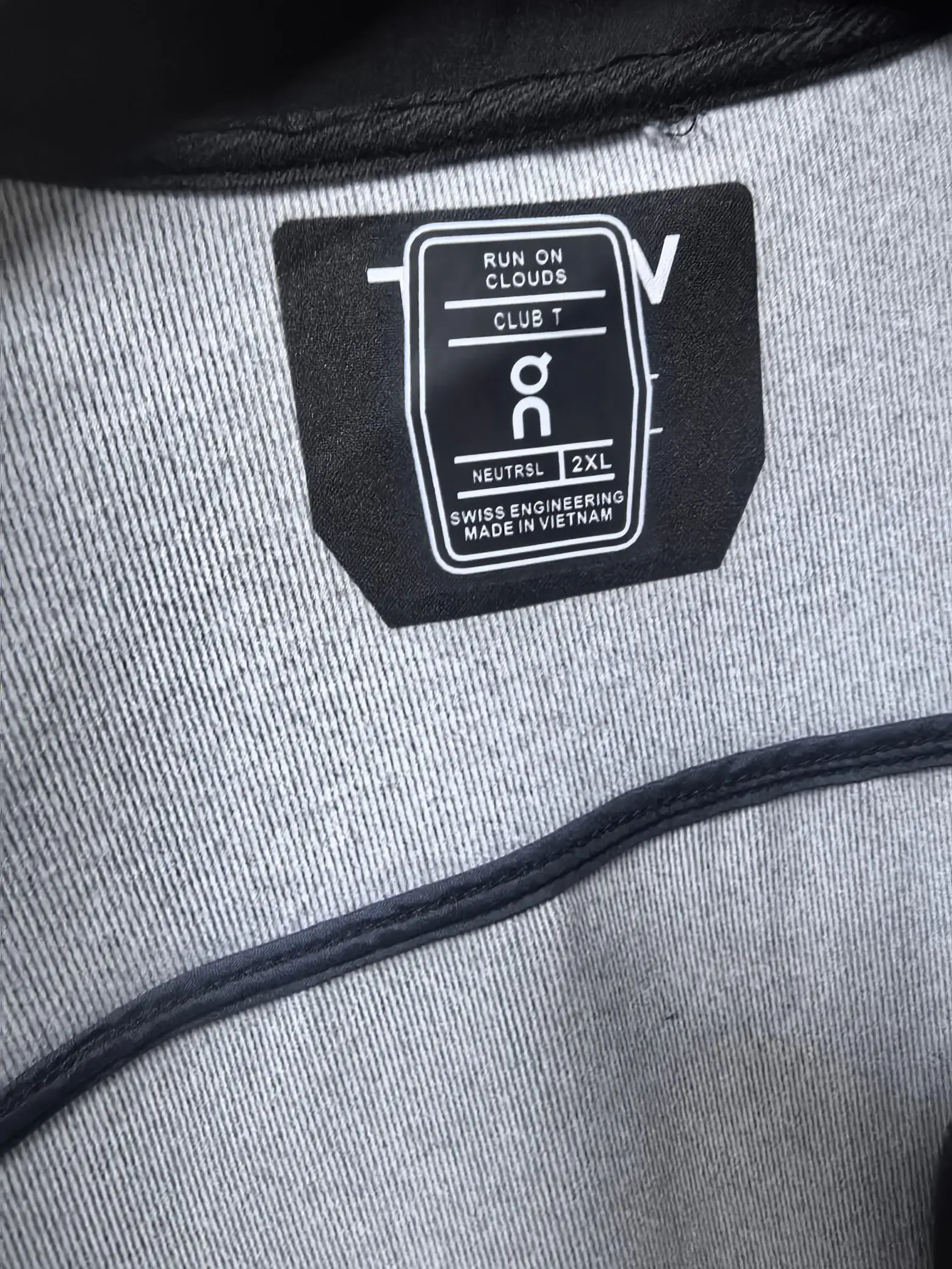 Logo-Print Technical Shell Gilet D33020823 — view 9