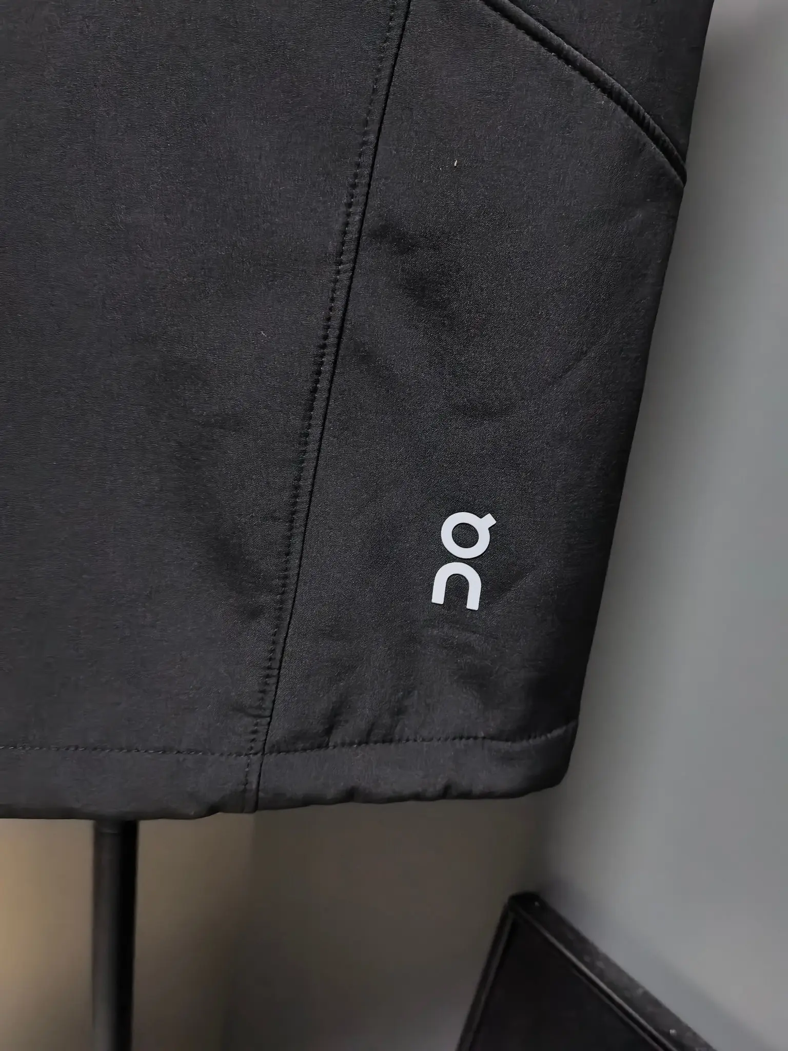 On Running Logo-Print Performance Gilet D33020826 — view 7