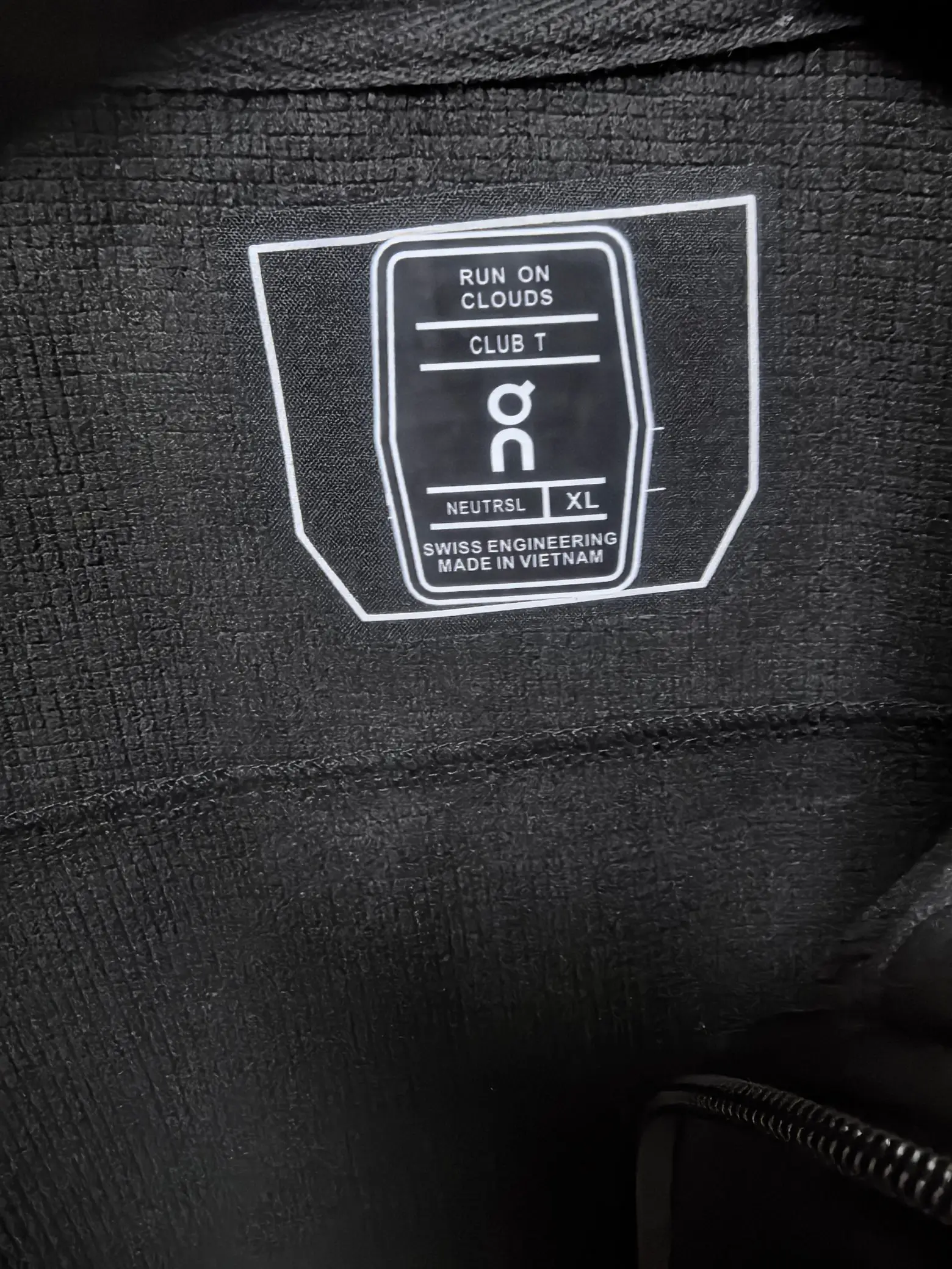On Running Logo-Print Performance Gilet D33020826 — view 11