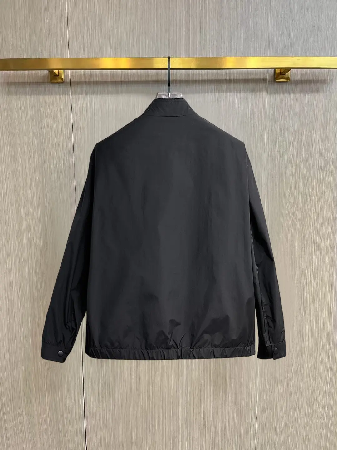 Logo-Appliquéd Shell Field Jacket D33014461 — view 2