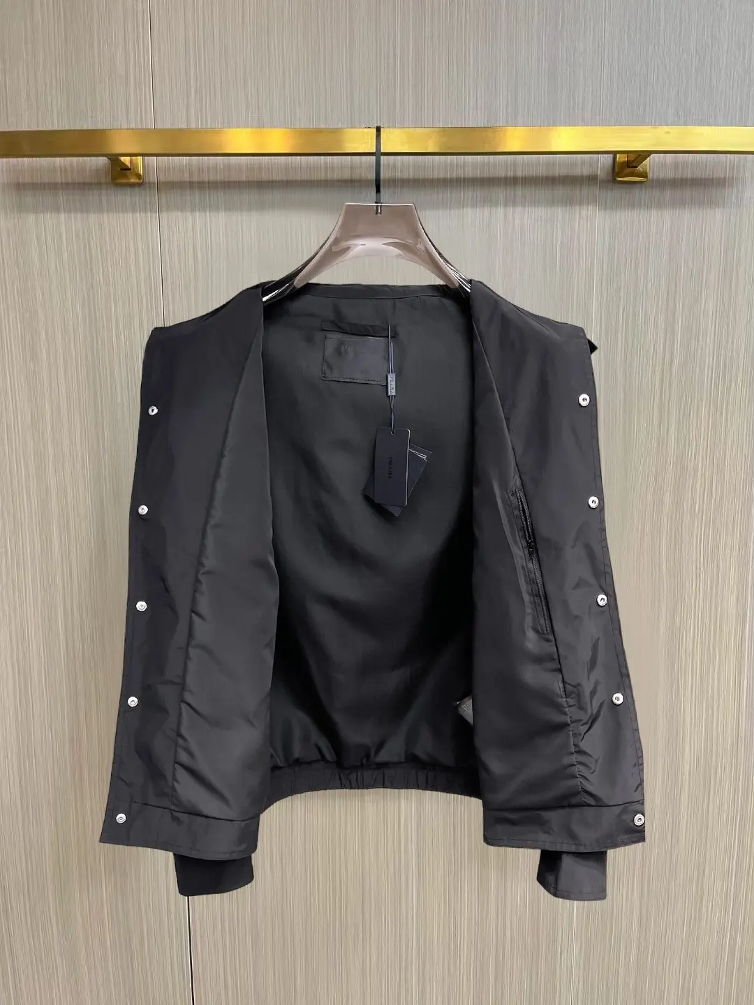 Logo-Appliquéd Shell Field Jacket D33014461 — view 3