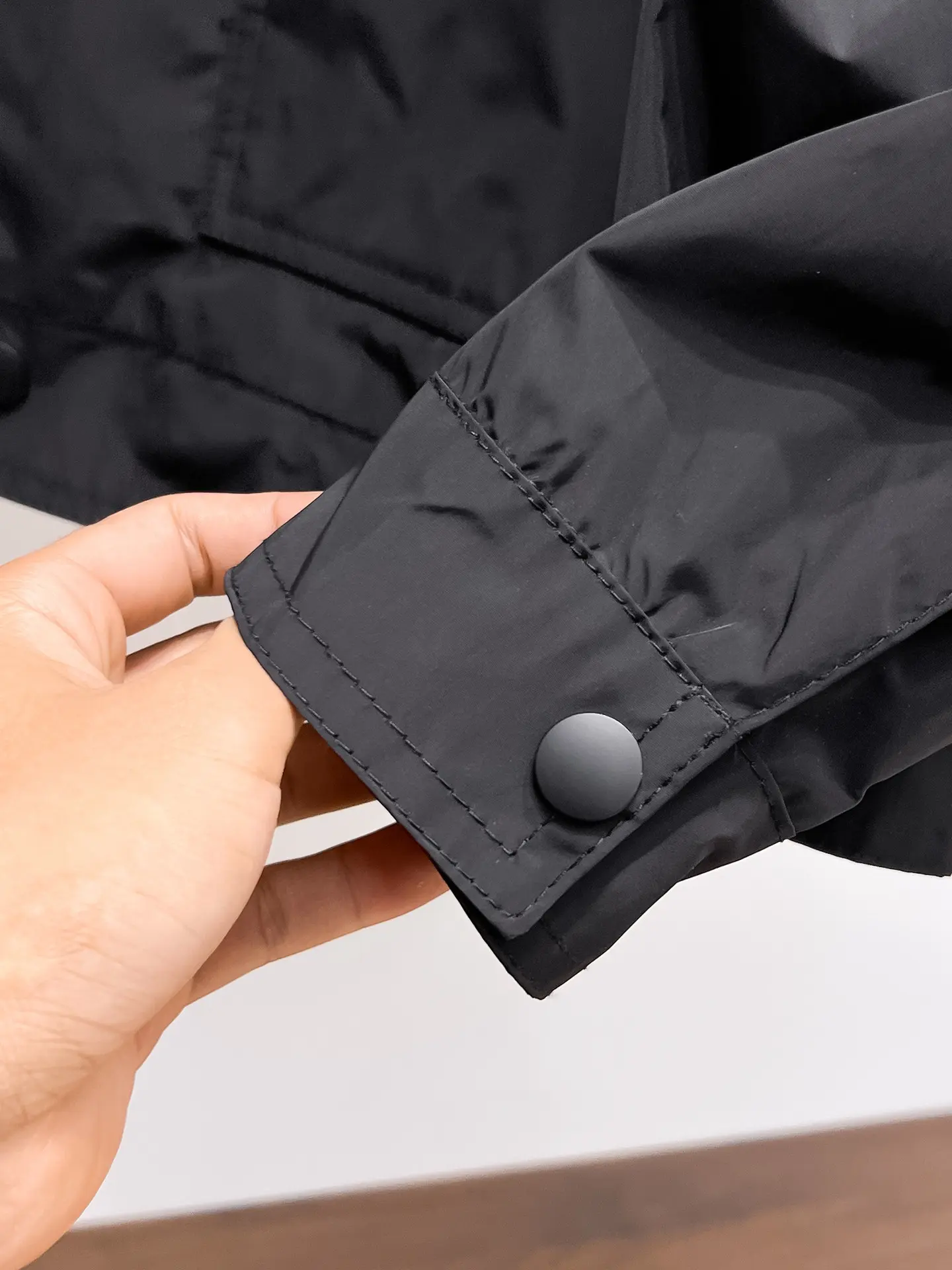Logo-Appliquéd Shell Field Jacket D33014461 — view 10