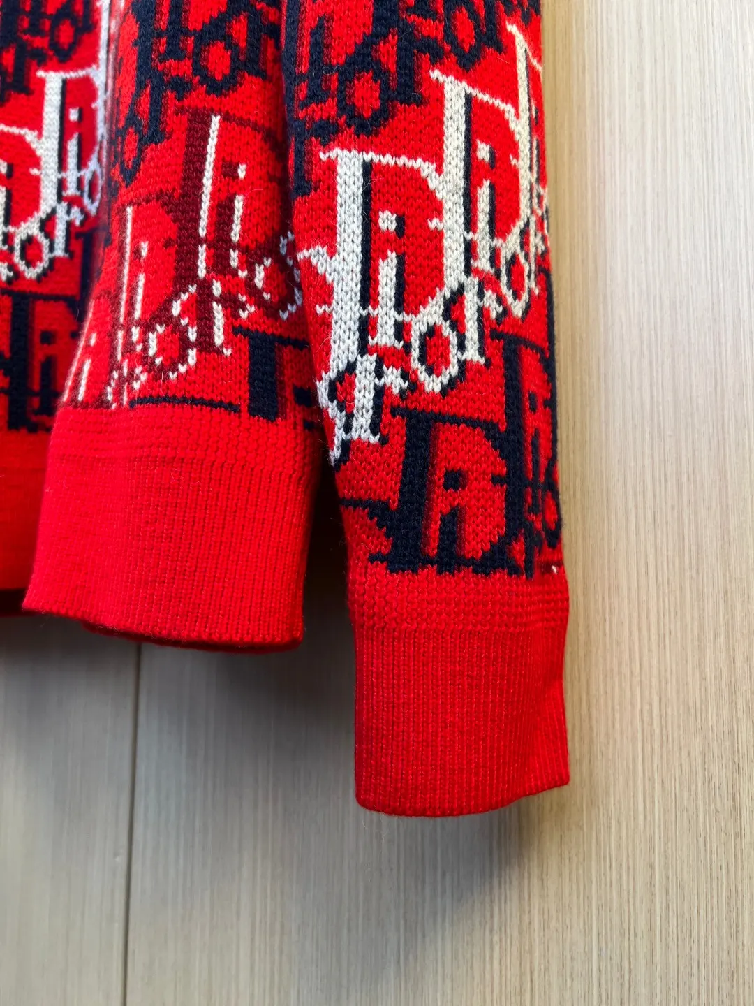 Oblique Jacquard Knit Crew-Neck Sweater D33019253 — view 2