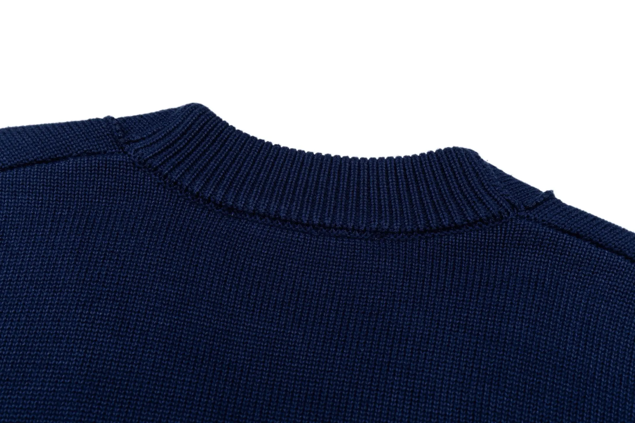 Ami de Coeur Wool V-Neck Cardigan D33021128 — view 4