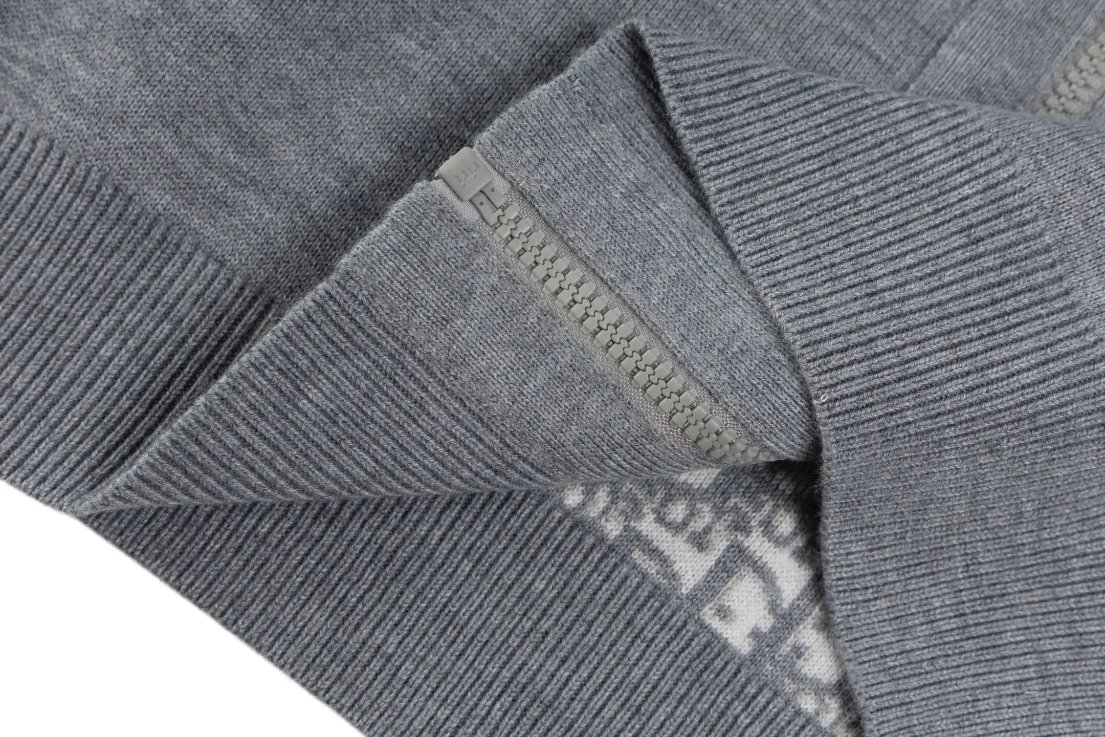Oblique Reversible Cashmere-Blend Zip-Up Hoodie D33021213 — view 9