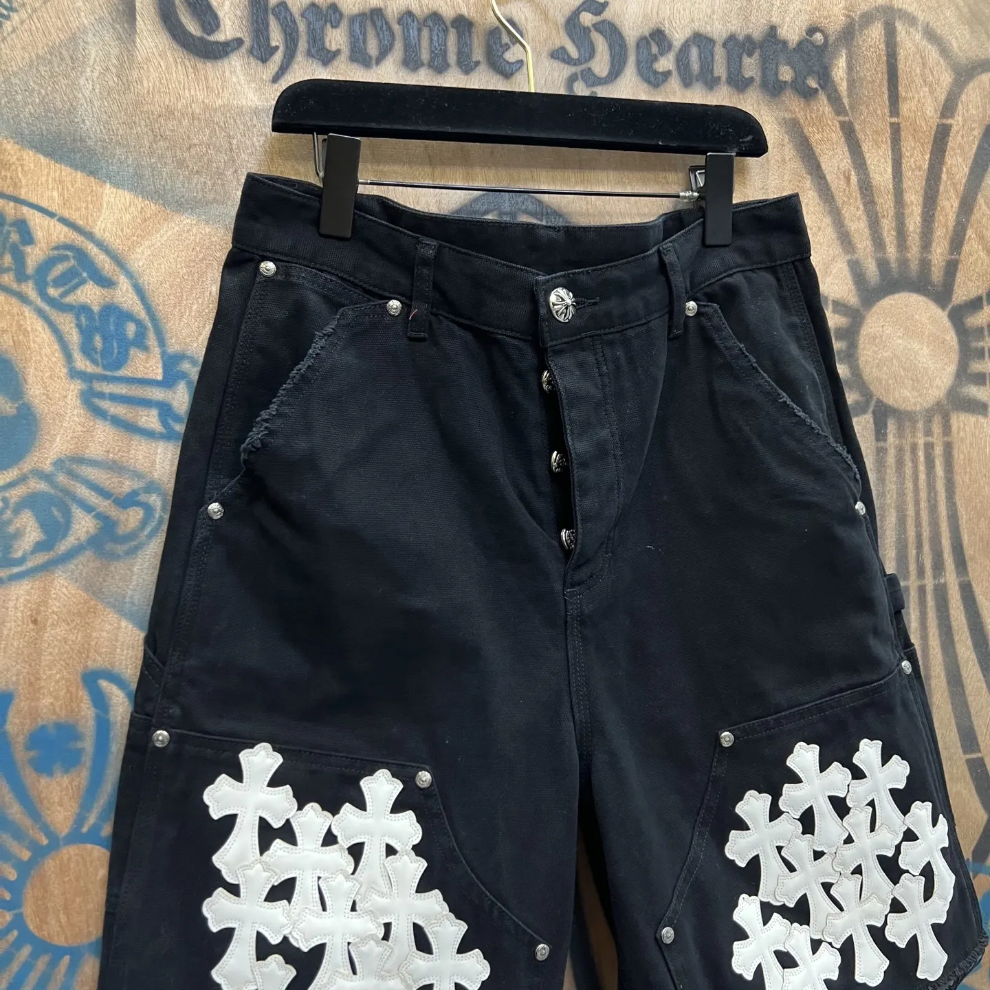 Cross-Patch Remake Denim Shorts D33014158 — view 2
