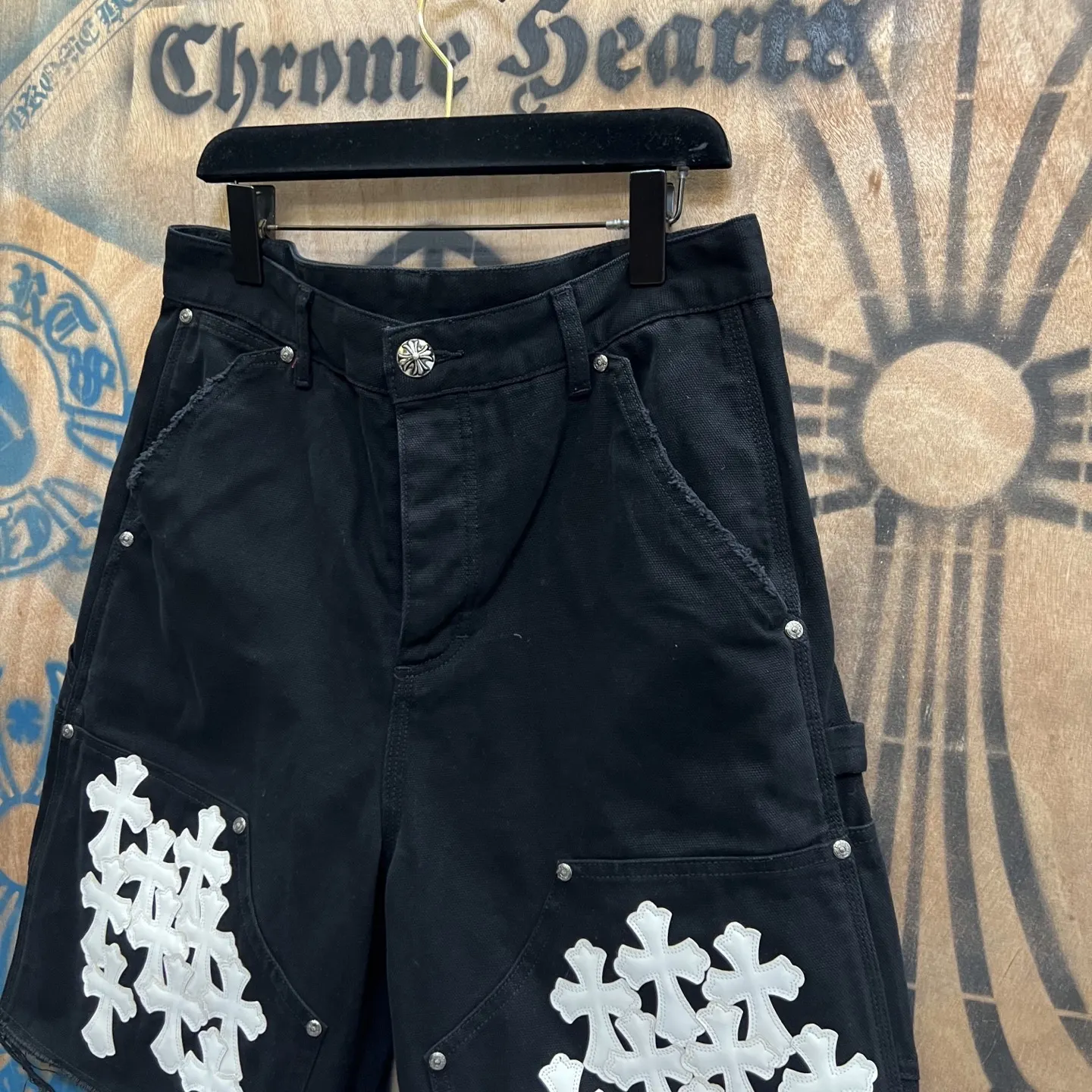 Cross-Patch Remake Denim Shorts D33014158 — view 3