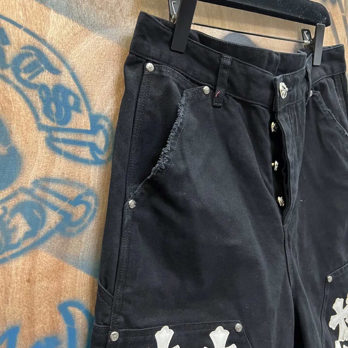 Cross-Patch Remake Denim Shorts D33014158 — view 5