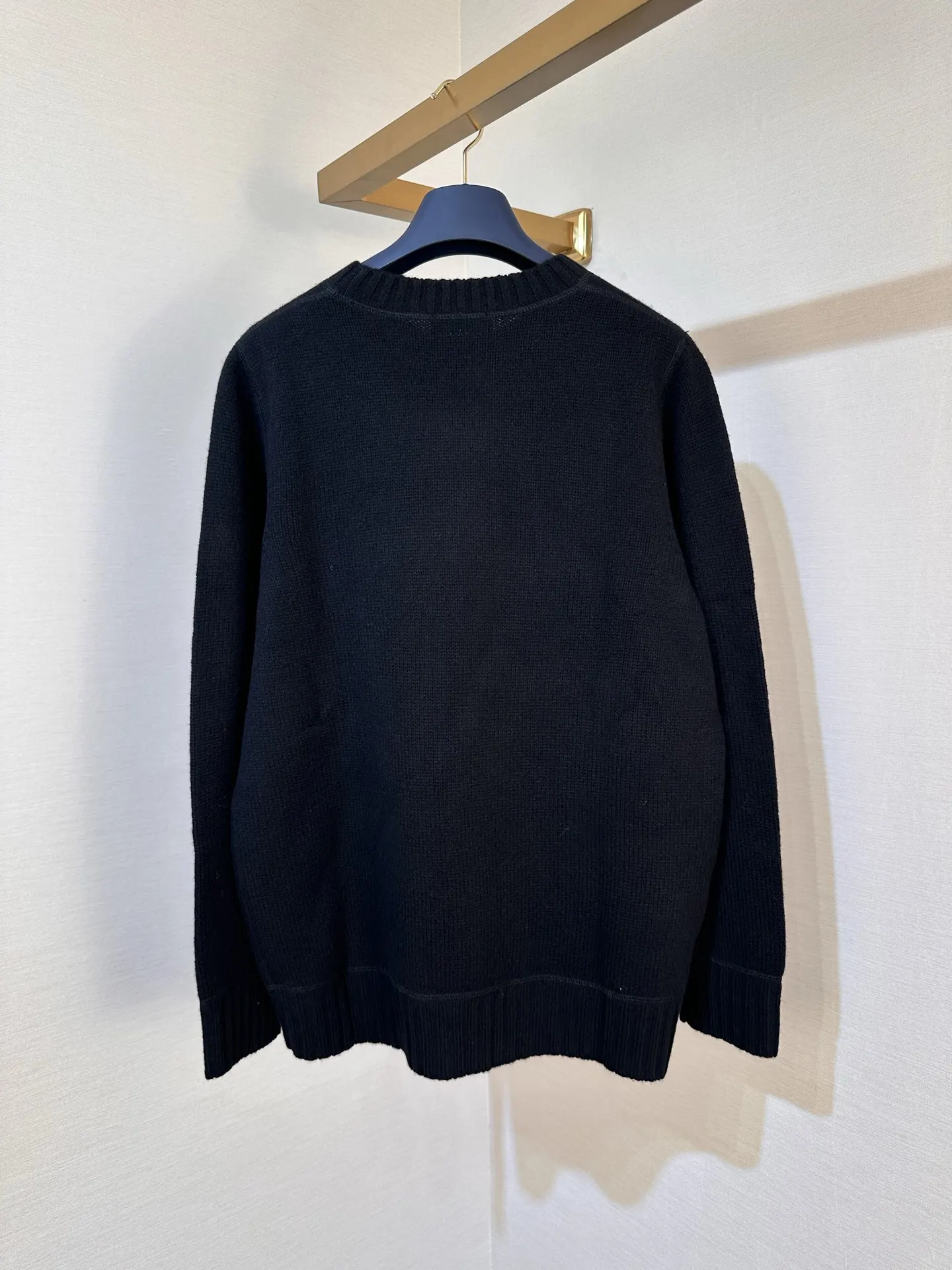 Logo Intarsia Wool and Cashmere Sweater D33519105 — view 2