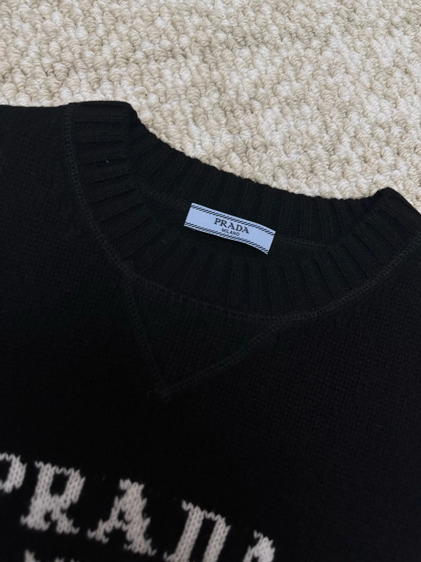 Logo Intarsia Wool and Cashmere Sweater D33519105 — view 3