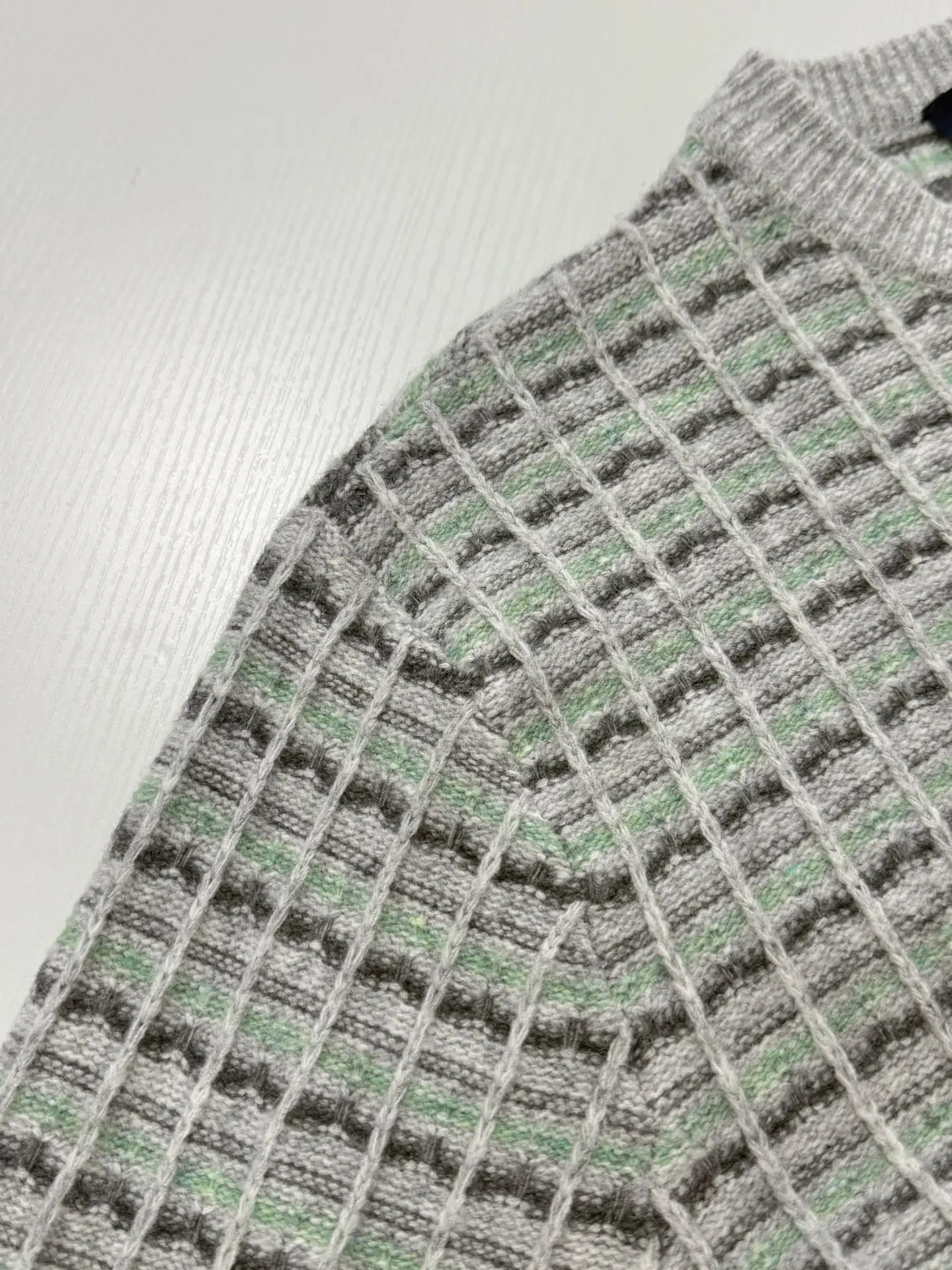 Check Jacquard Wool-Blend Crew-Neck Sweater D33520745 — view 6