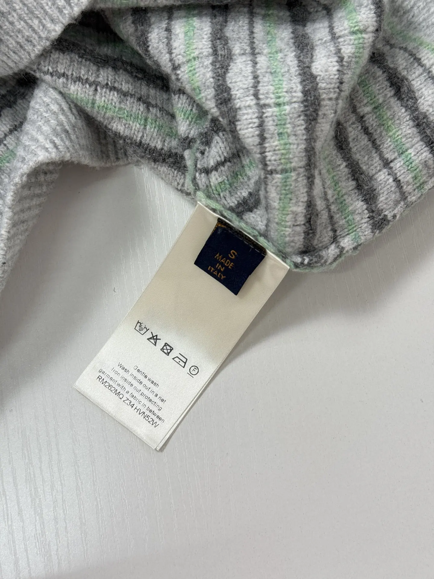 Check Jacquard Wool-Blend Crew-Neck Sweater D33520745 — view 11