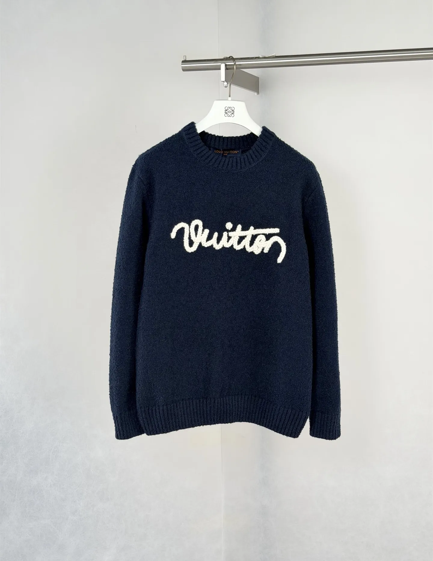 Script Logo Bouclé Knit Crew-Neck Sweater D33520669