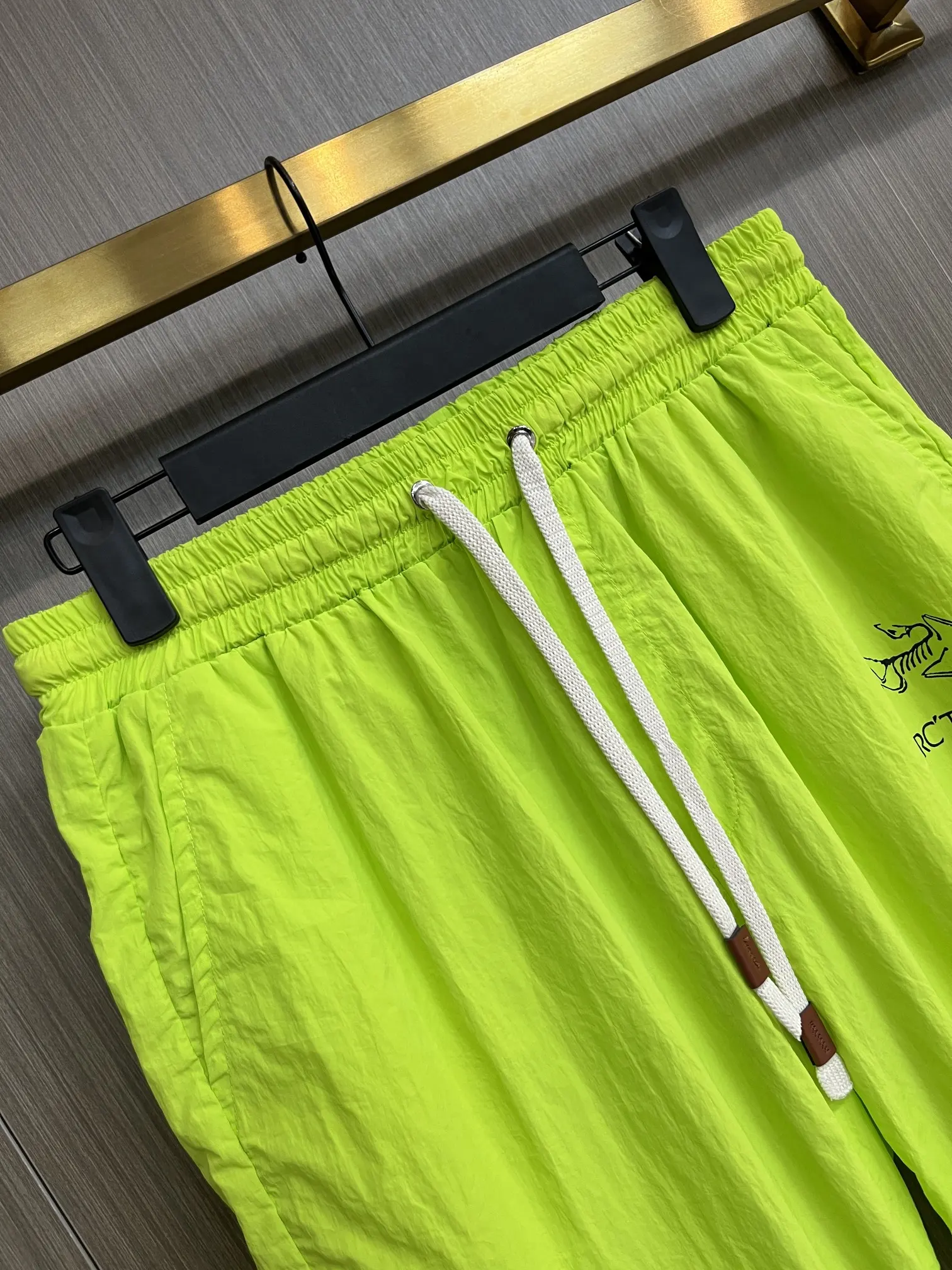 Hooded Windbreaker and Shorts Performance Set D34014560 — view 5