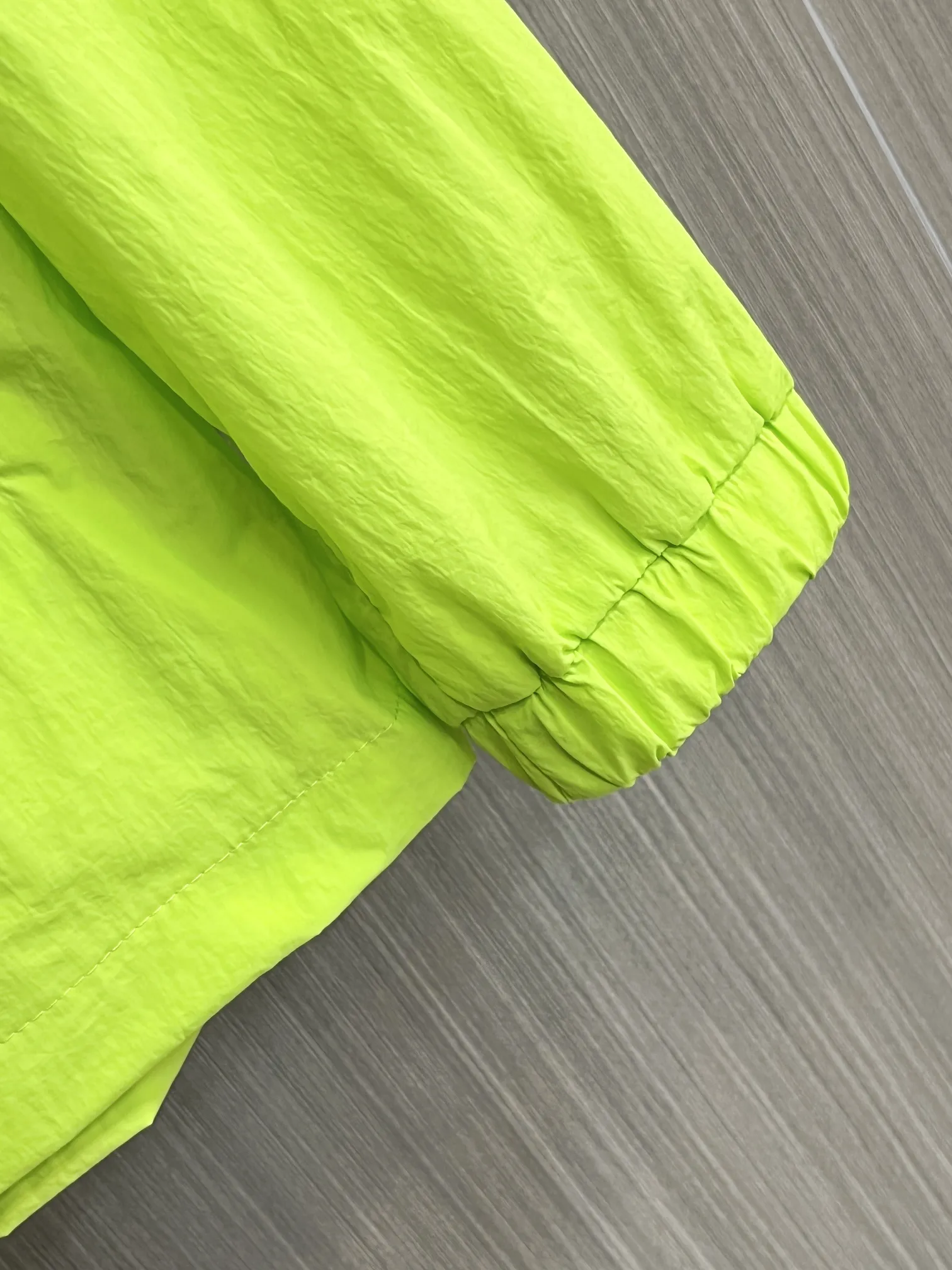 Hooded Windbreaker and Shorts Performance Set D34014560 — view 9