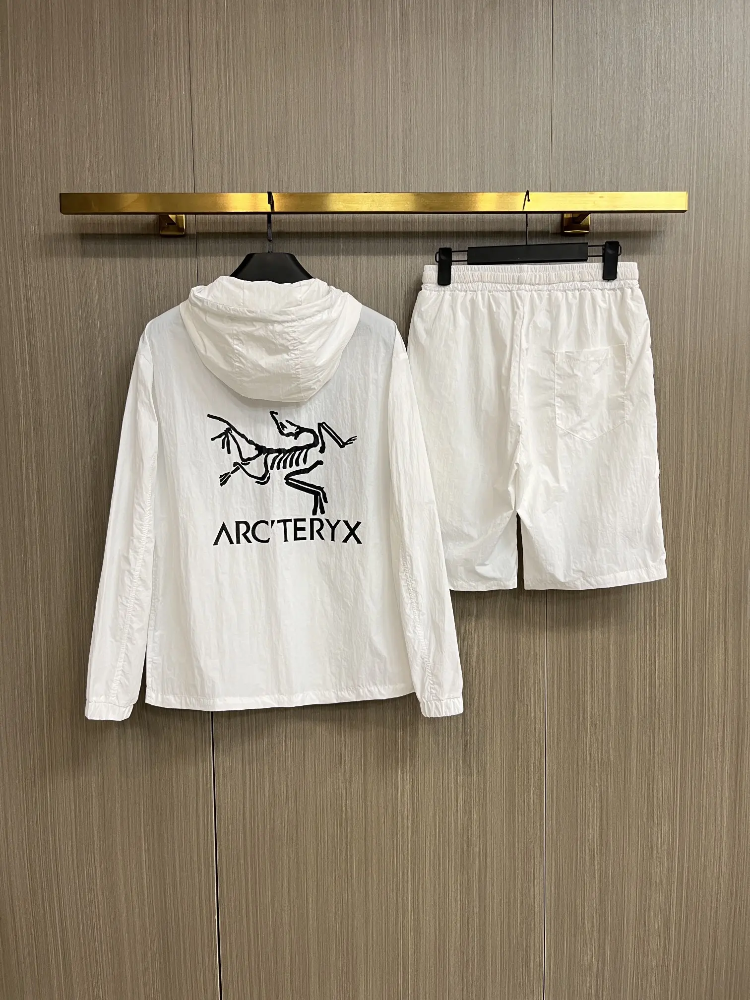 Logo-Print Hooded Windbreaker and Shorts Set D34014553 — view 2
