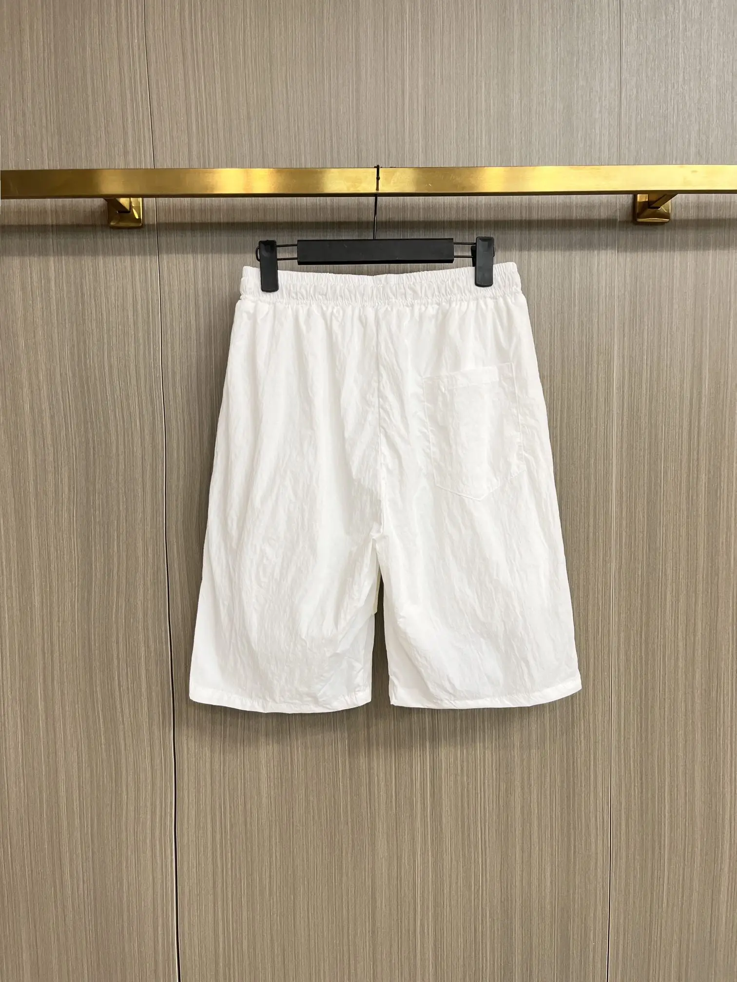 Logo-Patch Hooded Windbreaker and Shorts Set D34014559 — view 4