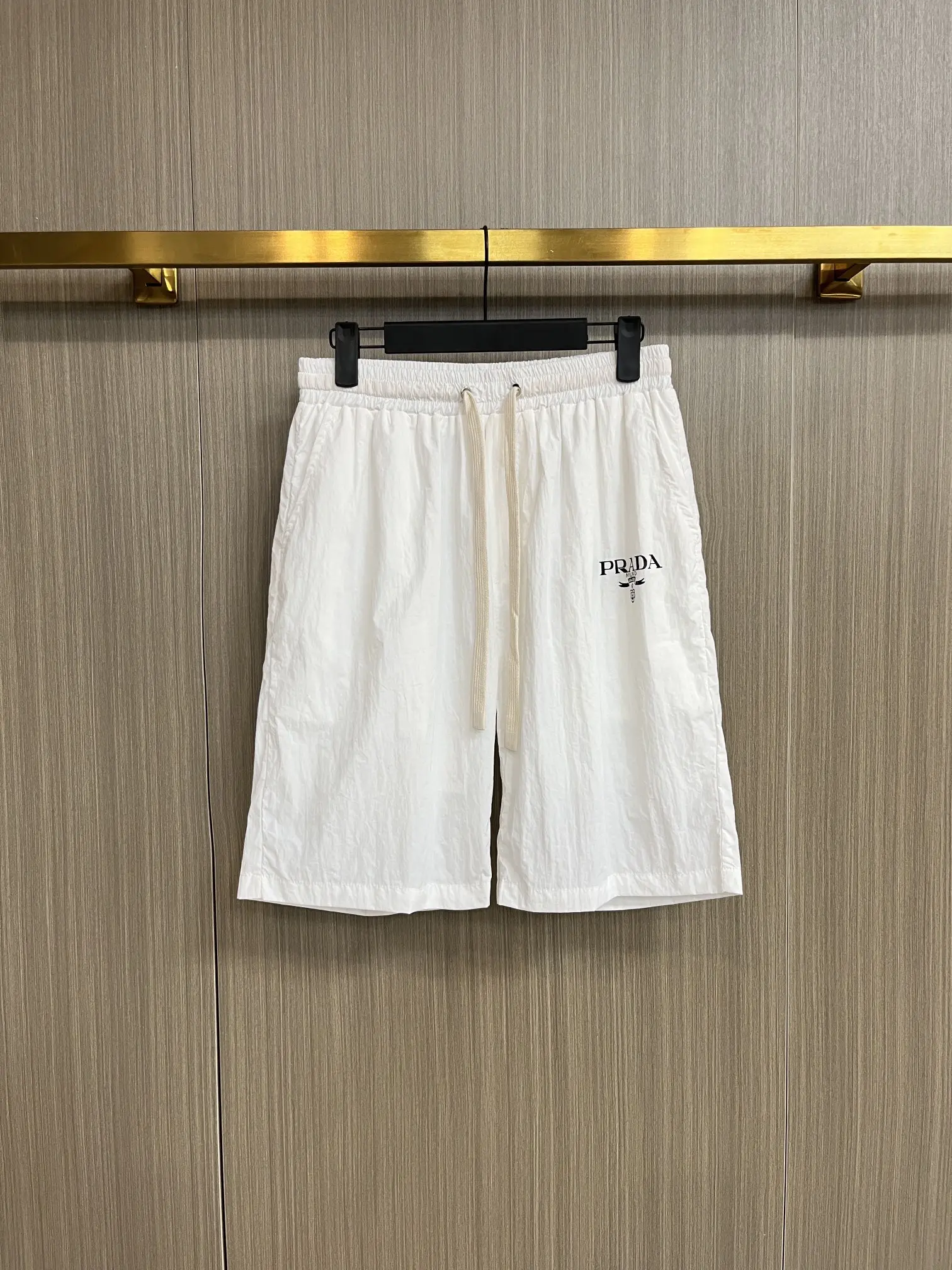 Logo-Print Hooded Windbreaker and Shorts Set D34014408 — view 3