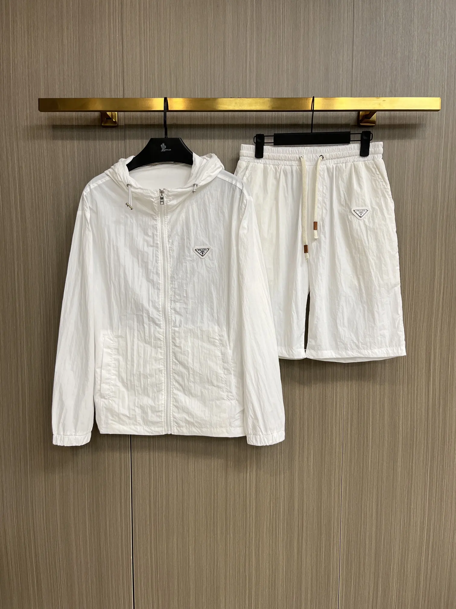 Logo-Appliqué Hooded Jacket and Shorts Set D34014407