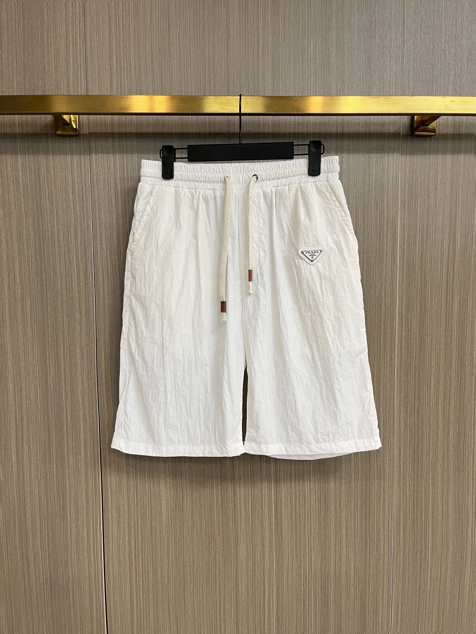 Logo-Appliqué Hooded Jacket and Shorts Set D34014407 — view 3