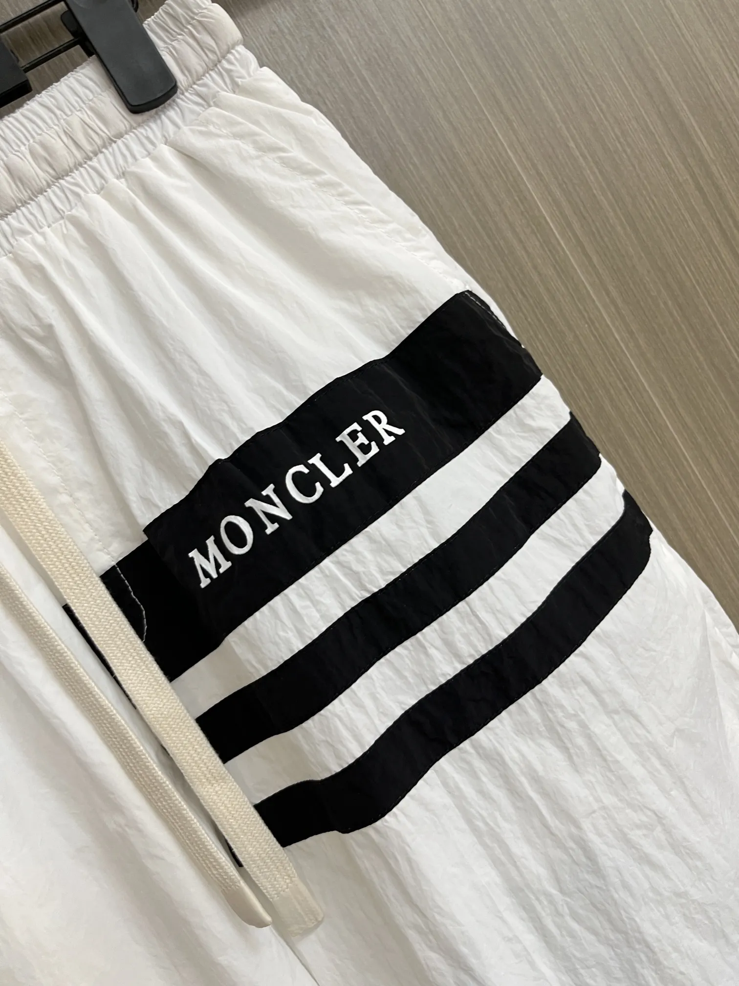 Striped Hooded Windbreaker and Shorts Set D34014405 — view 5