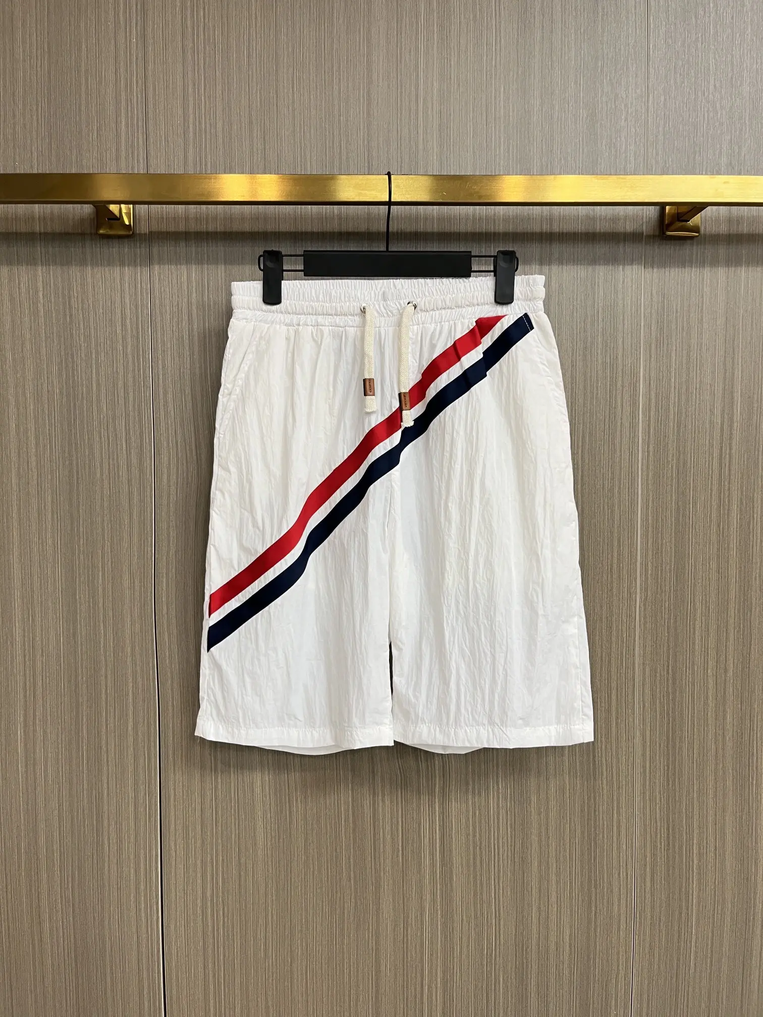 Striped Hooded Windbreaker and Shorts Set D34014549 — view 3