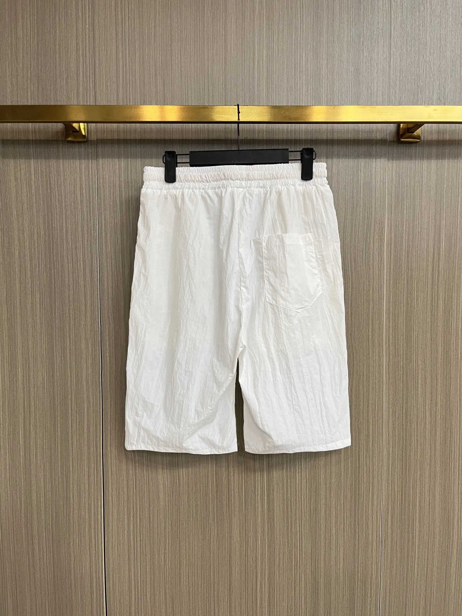 Hooded Windbreaker and Shorts Two-Piece Set D34014555 — view 4