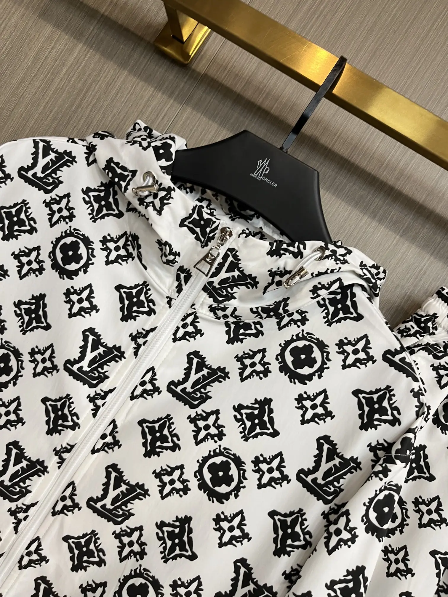 Monogram Print Hooded Jacket and Shorts Set D34014550 — view 7