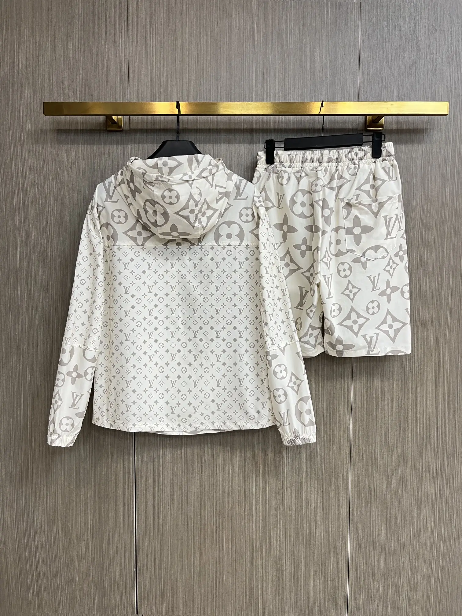 Monogram Print Hooded Jacket and Shorts Set D34014545 — view 2