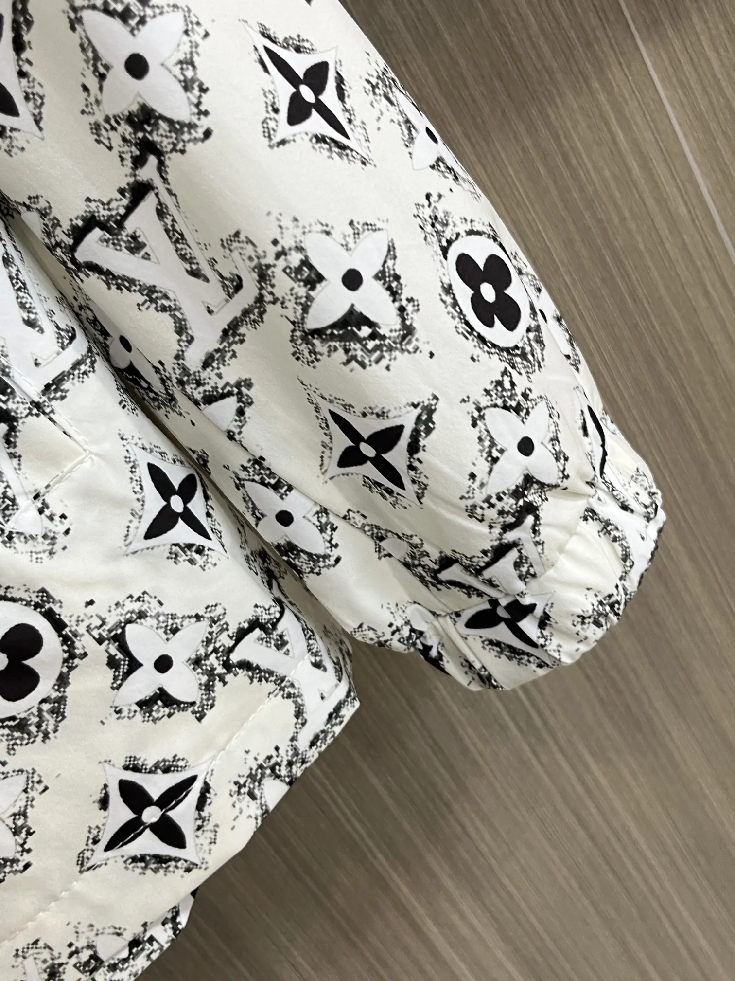 Monogram Print Windbreaker and Shorts Set D34014538 — view 7